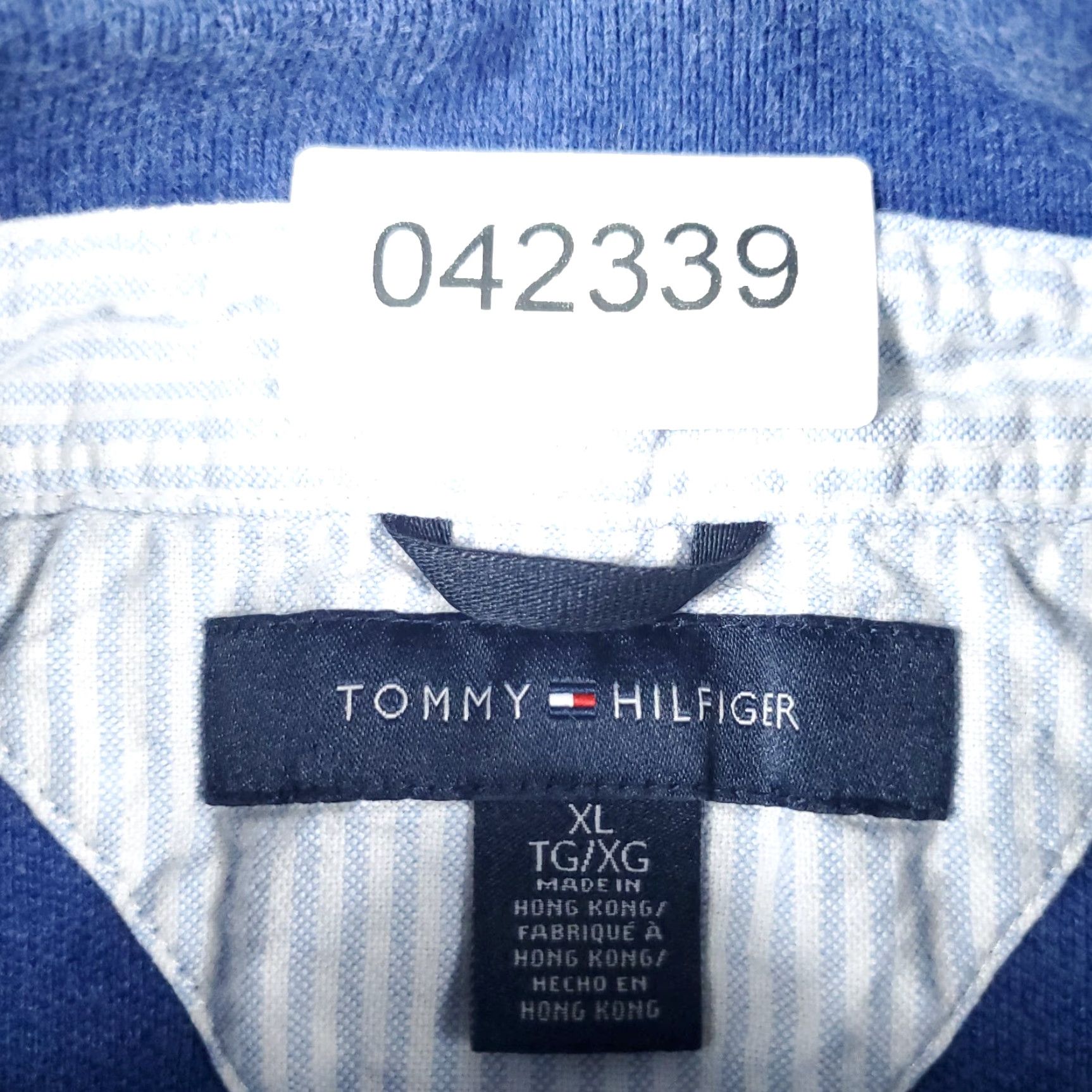 Tommy Hilfiger VINTAGE Tommy Hilfiger Polo Shirt Mens XL Blue Casual Shirt Adult XL Blue Logo Button-Front 100% Cotton Sports Preppy Mens Size US XL / EU 56 / 4 - 7 Thumbnail