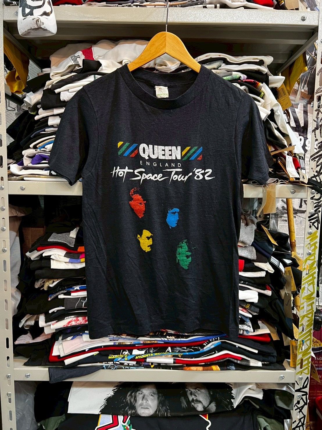 Band Tees Queen 1992’s Size US M / EU 48-50 / 2 - 1 Thumbnail