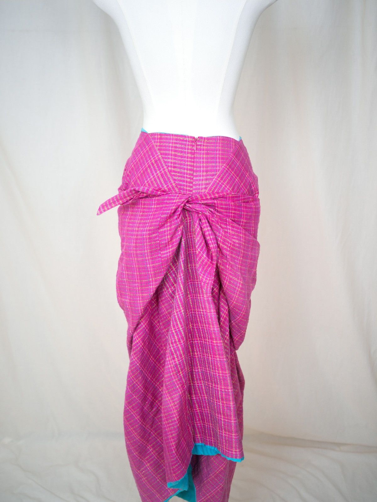 Junya Watanabe Junya Watanabe | SS1997 Magenta Glossy Skirt Size 26" / US 2 / IT 38 - 7 Thumbnail