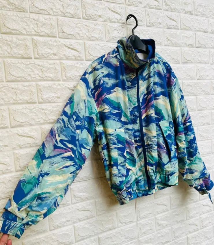 Helly Hansen Vintage Helly Hansen Hip Hop Streetwear Fashion Style Size US M / EU 48-50 / 2 - 4 Thumbnail
