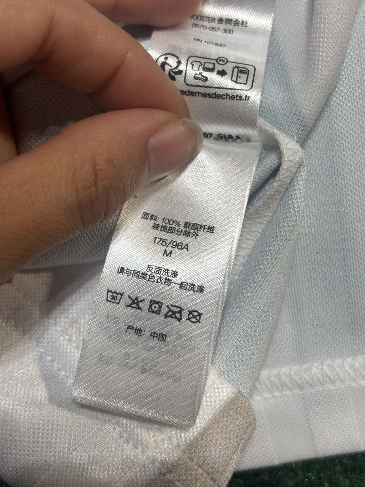Damien Hirst × Supreme SUPREME DAMIEN HIRST SOCCER JERSEY 'WHITE' SIZE M Size US M / EU 48-50 / 2 - 13 Thumbnail