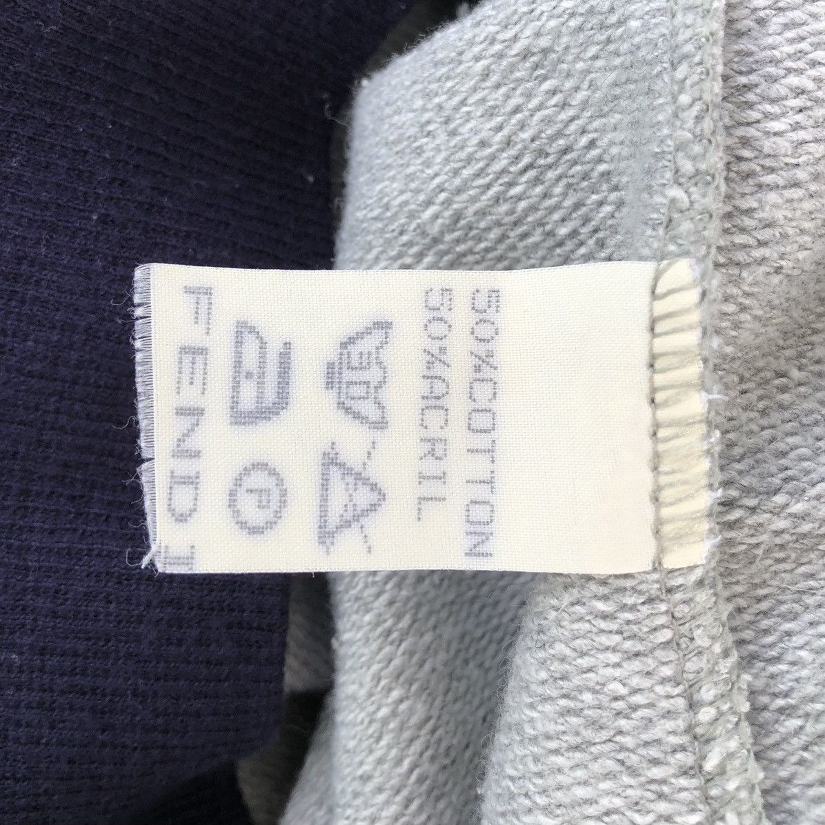 Fendi VTG FENDI Embroidery Logo Baggy Sweatshirts Made In ITALY Size US M / EU 48-50 / 2 - 12 Thumbnail