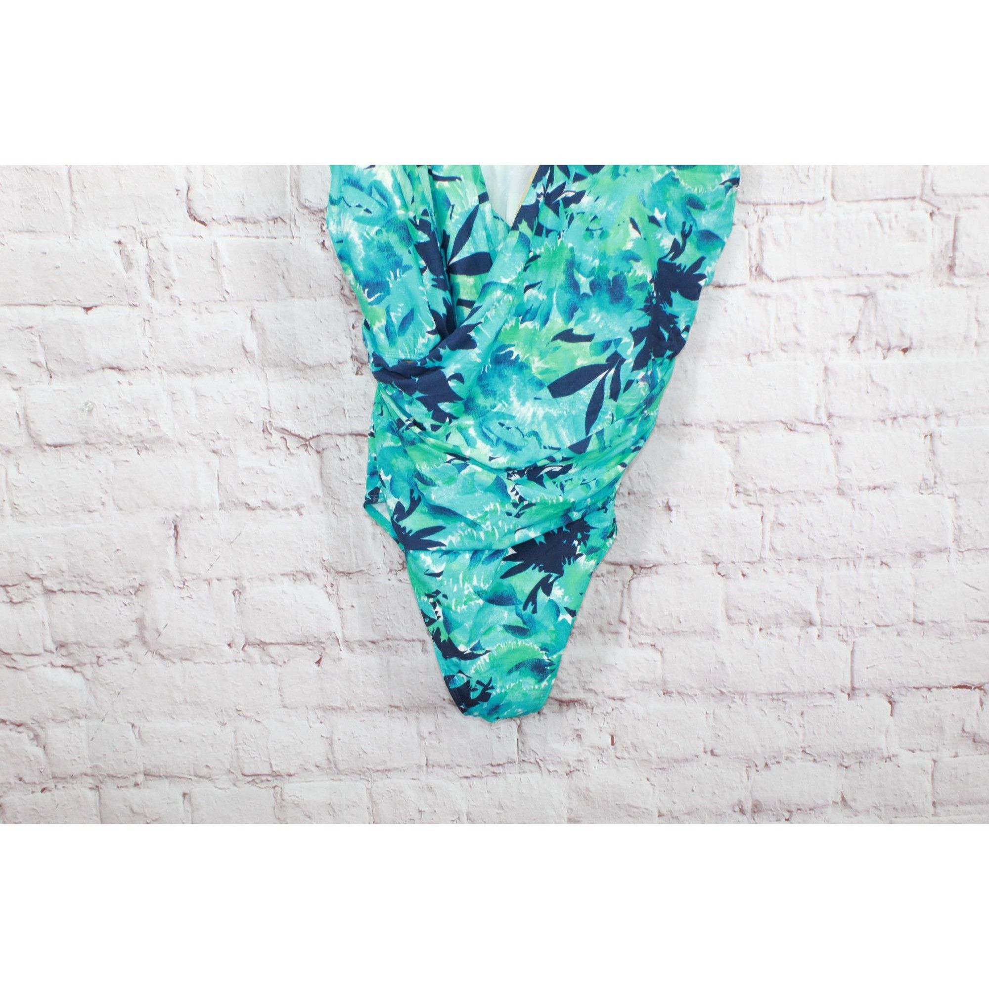 L.L. Bean × Swims LL Bean Shaping Swimwear Tanksuit Watercolor Floral Print Size 3XL / US 20-22 - 3 Thumbnail