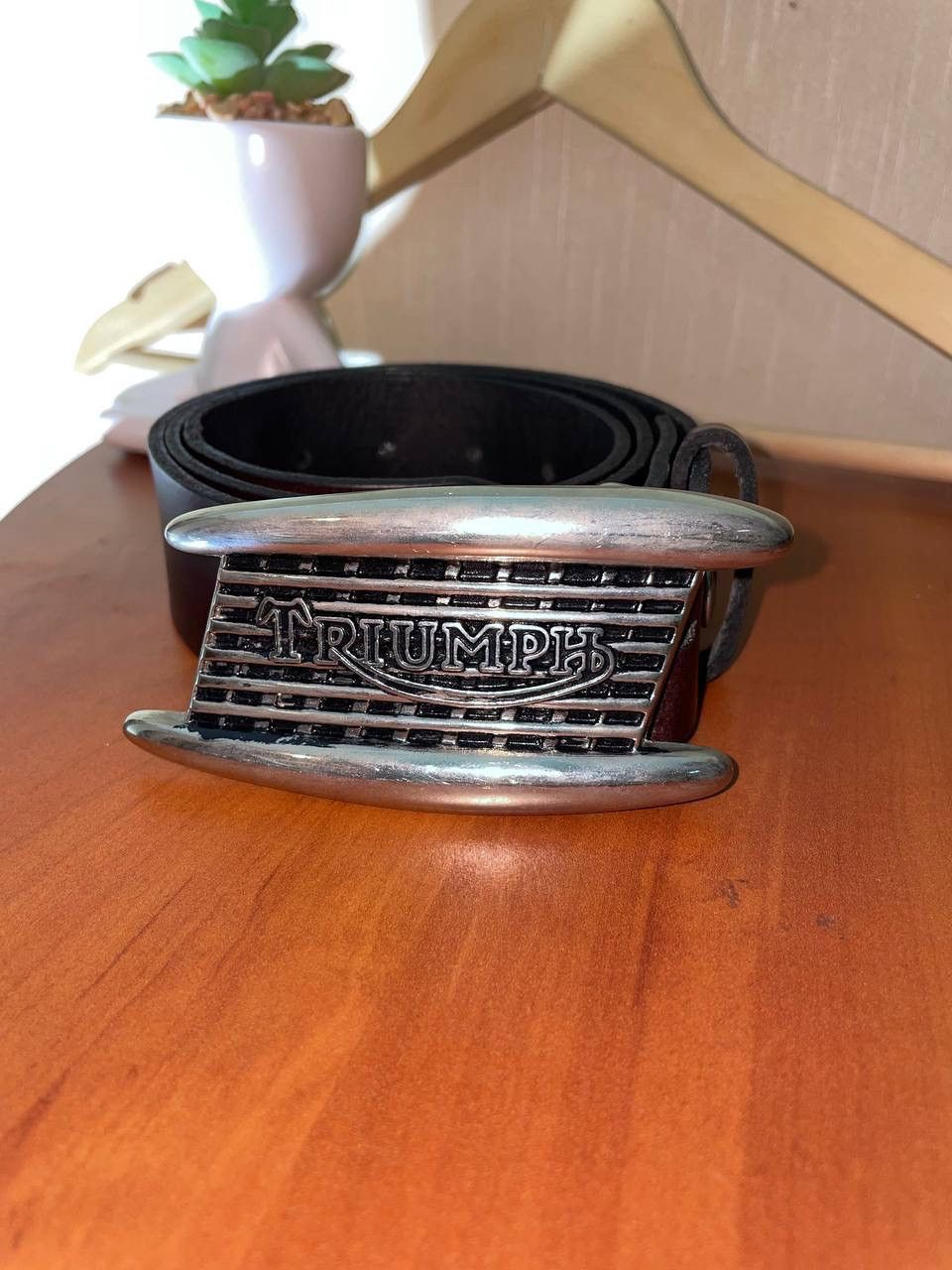 Leather × Vintage Triumph Vintage Leather Belt Size ONE SIZE - 3 Thumbnail