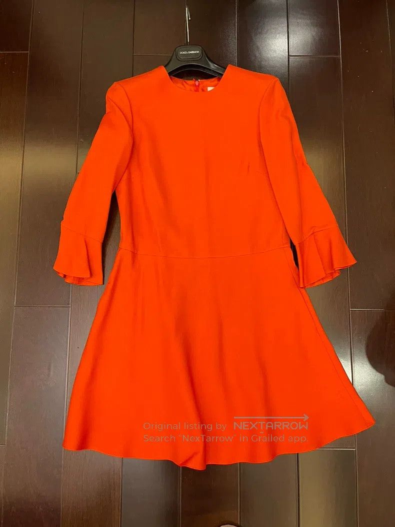 Valentino Valentino dress Size M / US 6-8 / IT 42-44 - 2 Thumbnail
