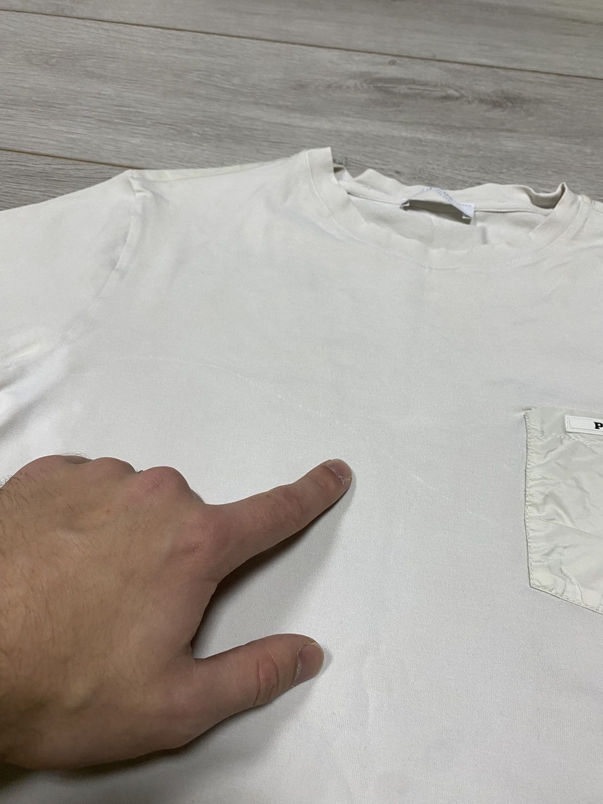 Prada Prada nylon pocket white tab tee shirt Size US M / EU 48-50 / 2 - 10 Thumbnail