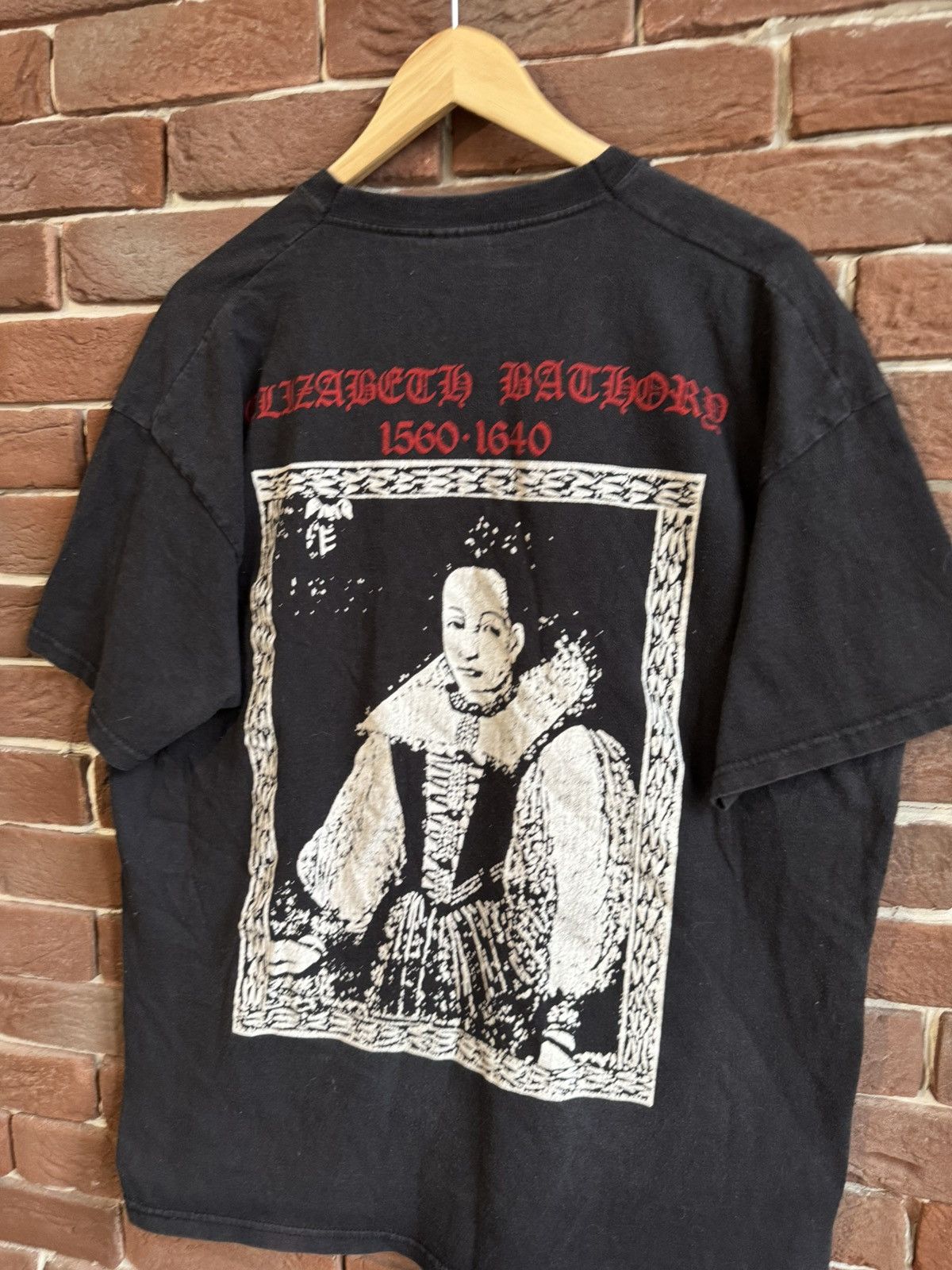 Band Tees Elizabeth Bathory Vintage 00s Goat Queen Metal Band Tee 666 Size US XL / EU 56 / 4 - 6 Thumbnail