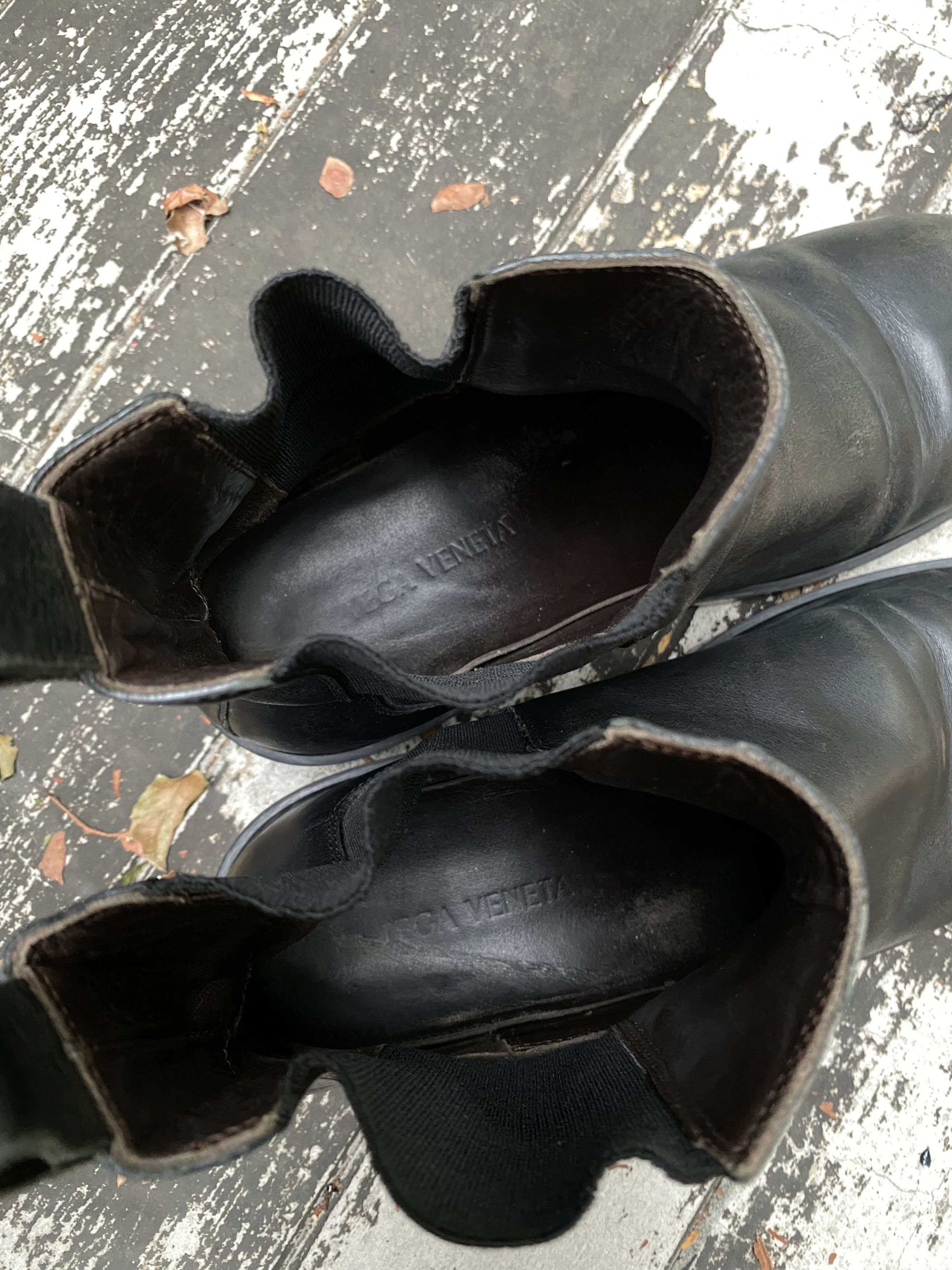 Bottega Veneta Bottega Veneta Tire Chelsea Boots Black Leather EU41 Size US 8 / EU 41 - 7 Thumbnail