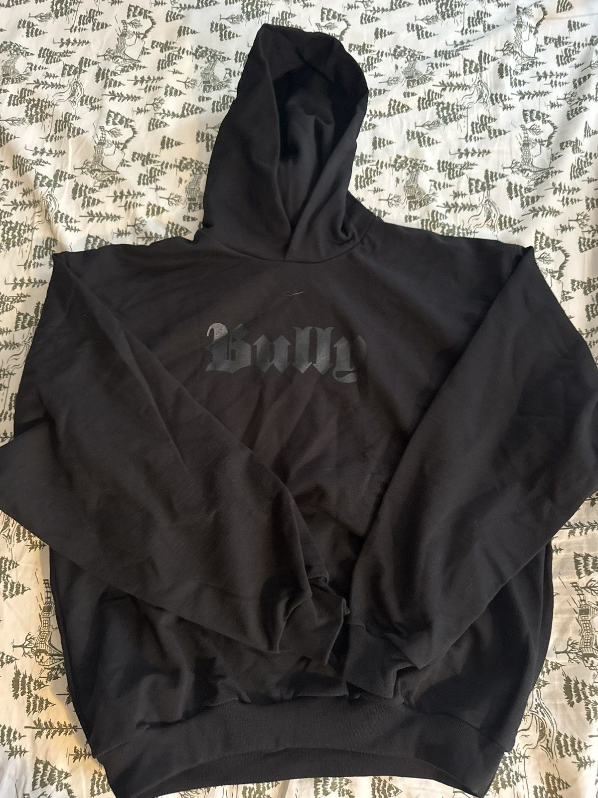 Kaws Kaws t shirt and bully hoodie Size US L / EU 52-54 / 3 - 2 Thumbnail