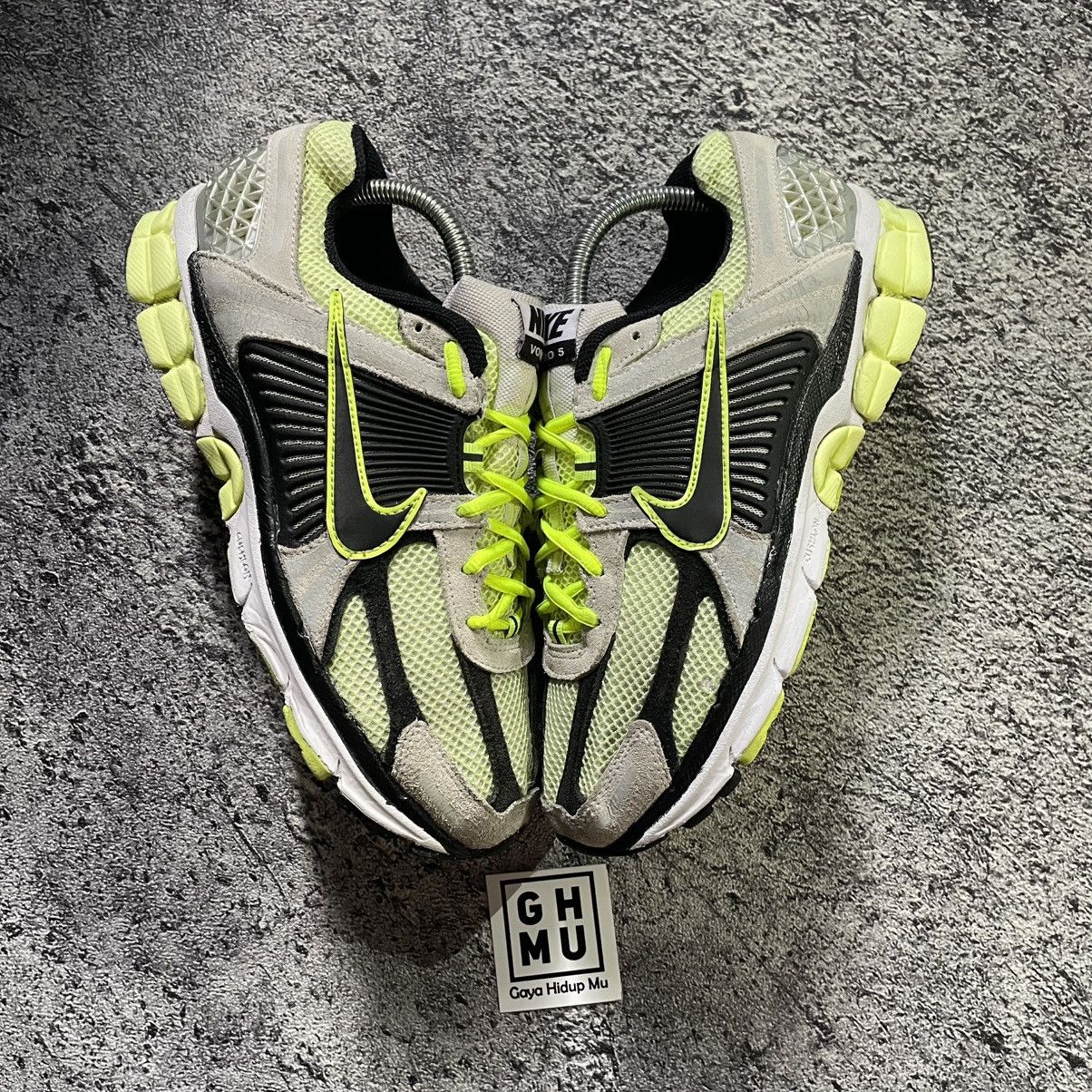 Nike Nike Vomero 5 Green Size US 8.5 / EU 41-42 - 2 Thumbnail