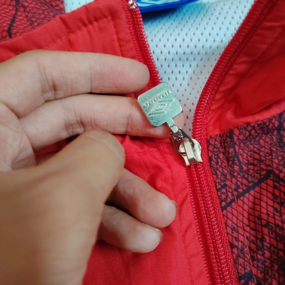 Other Vintage / Umbro / C. R Flamengo / 95’-96’ Training Jacket Size US L / EU 52-54 / 3 - 6 Thumbnail