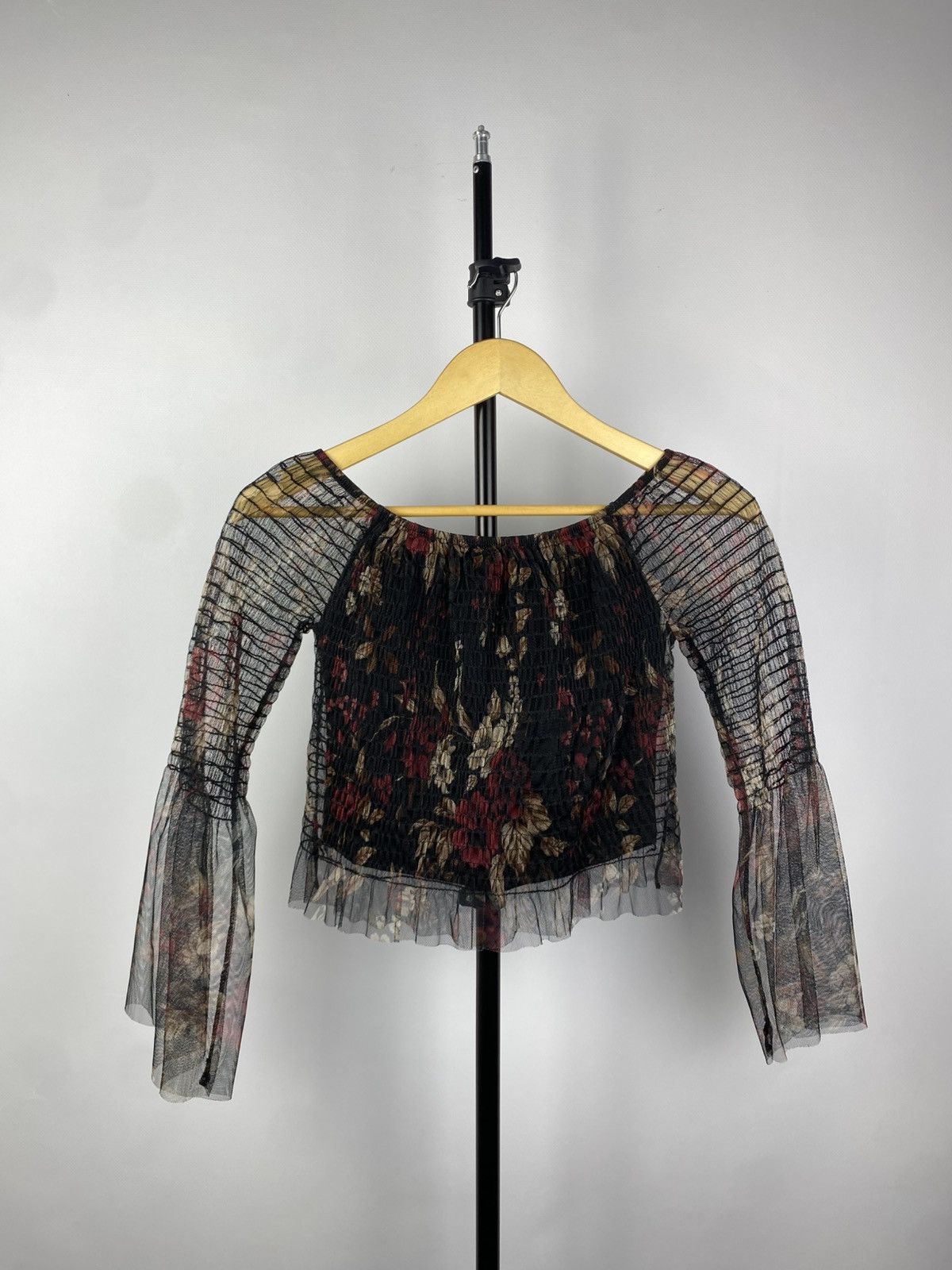 20471120 × Japanese Brand × Vintage Save The Queen Jean Paul Gaultier Style Roses Mesh Blouses Size S / US 4 / IT 40 - 4 Thumbnail