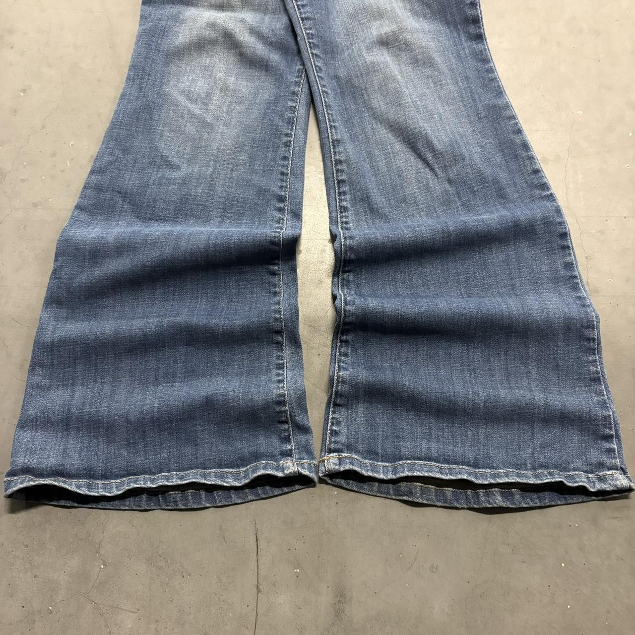 Vintage Crazy Vintage Y2K/2000s Flared Streetwear Medium Blue Wash Denim Jeans! Size US 30 / EU 46 - 3 Thumbnail