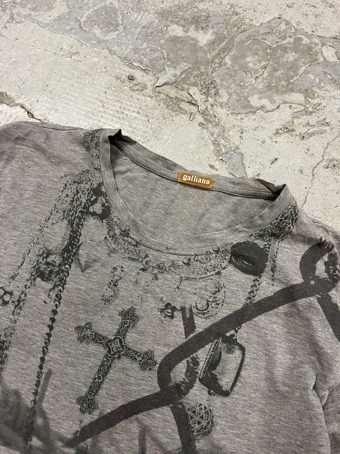 John Galliano 2010s John Galliano Grey Faith Cross Longsleeves Size US M / EU 48-50 / 2 - 4 Thumbnail