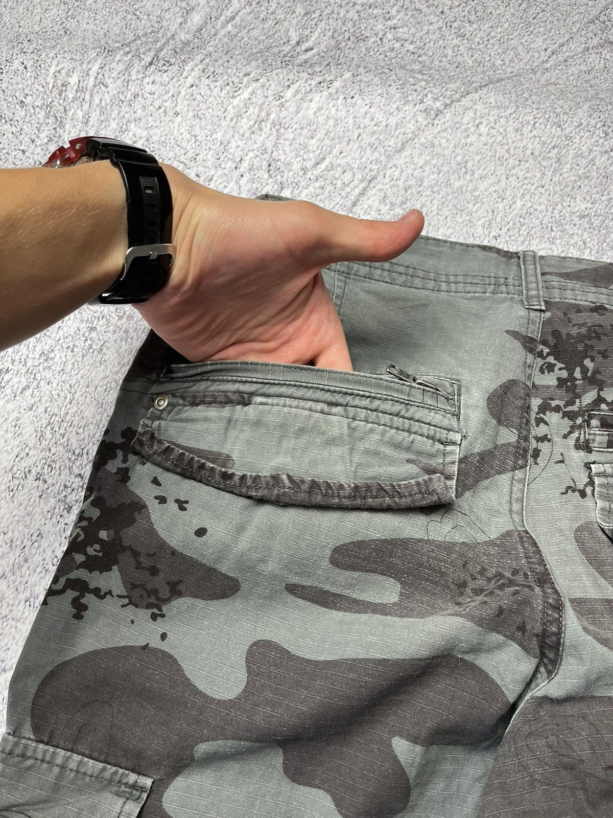 Japanese Brand VINTAGE FADED STREETWEAR CAMO CARGO PANTS Y2K Size US 32 / EU 48 - 17 Thumbnail