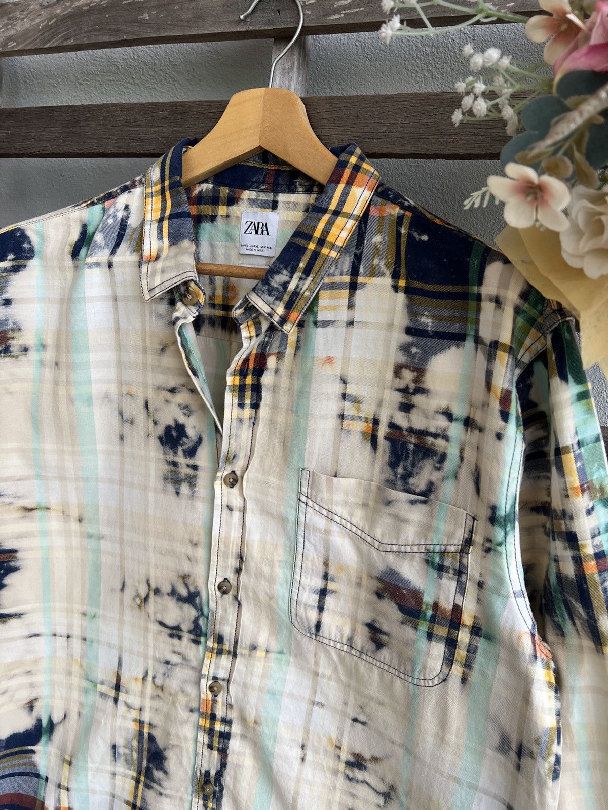 Zara Zara multicoloured checkered shirt with a bleach-dyed finish Size US L / EU 52-54 / 3 - 4 Thumbnail