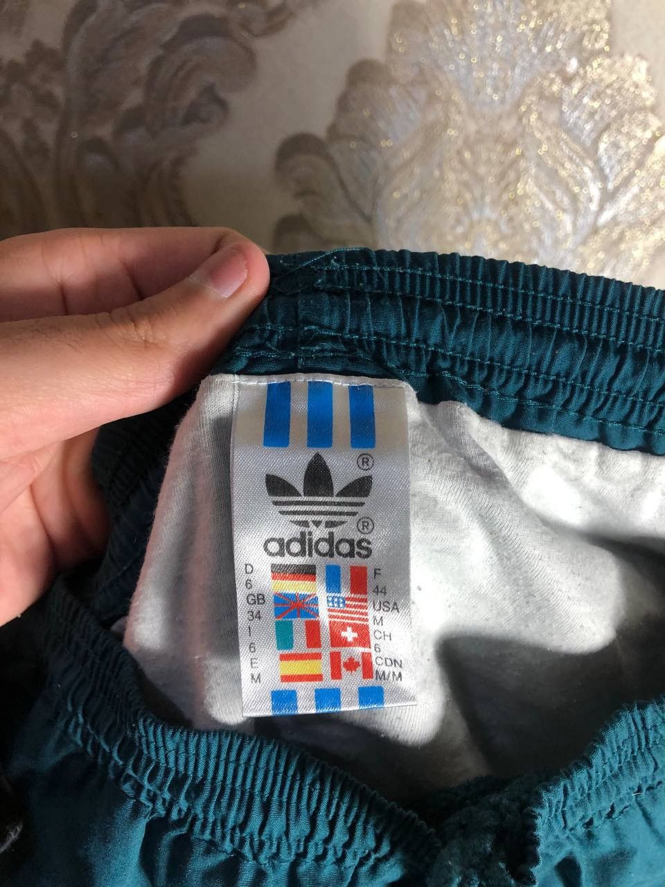 Adidas VINTAGE ADIDAS ORIGINAL EQUIPMENT RETRO NYLON SHORTS Y2K 90s Size US 32 / EU 48 - 3 Thumbnail