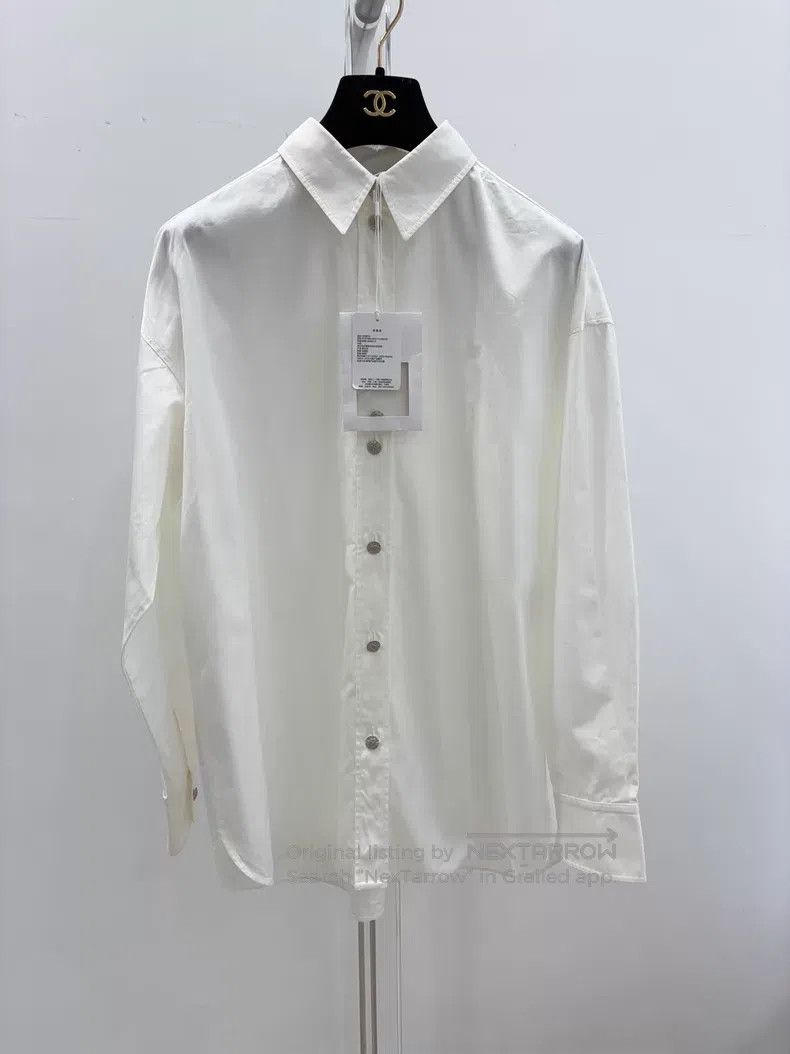 Chanel Chanel White oversize basic loose long-sleeved shirt Size XS / US 0-2 / IT 36-38 - 1 Thumbnail