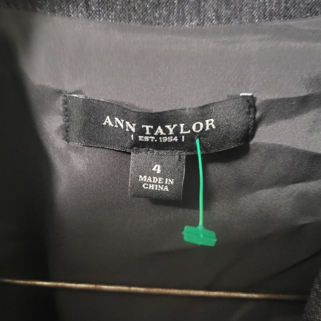 Ann Taylor Ann Taylor Dark Gray Suit Blazer/Jacket - Size 4 Size S / US 4 / IT 40 - 4 Thumbnail