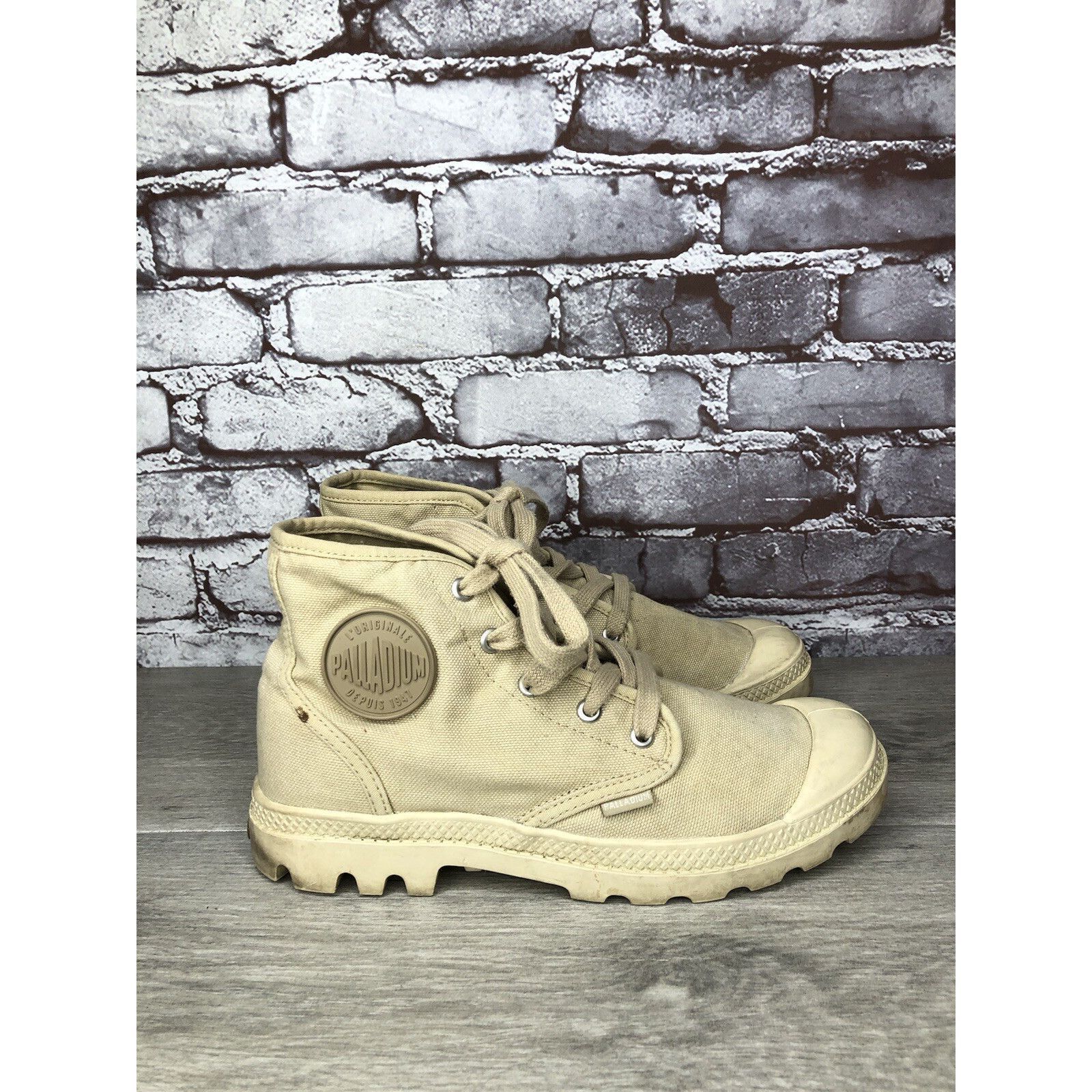 Palladium Palladium Pampa Hi Sahara Beige Khaki Canvas Lace Boots Wome Size US 8 / IT 38 - 1 Thumbnail