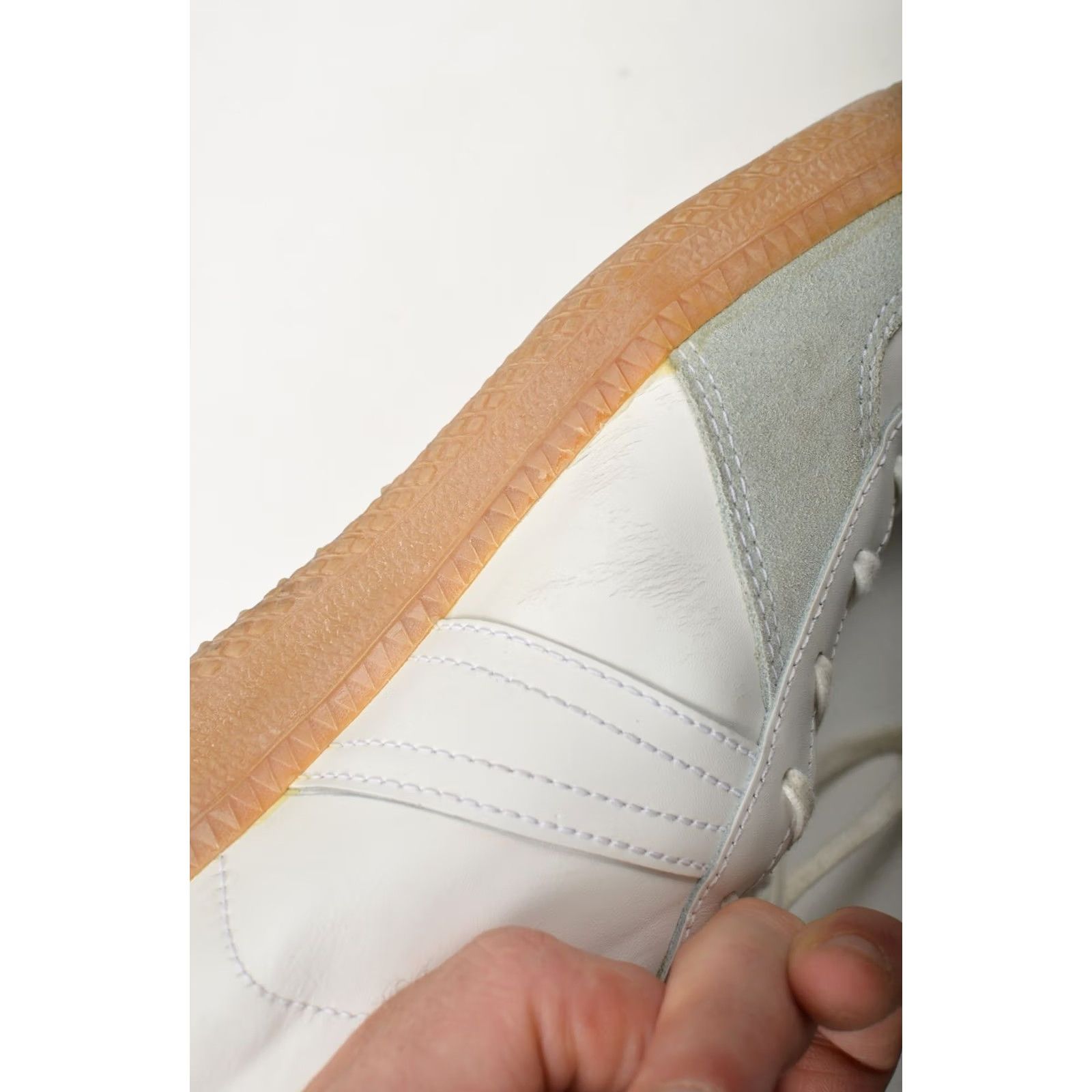 Vintage BW Sport Vintage White Leather Sneakers 265 01.11.6414 Mens US 8.5 Leather Sneaker White Shoes Sports Casual footwear Size US 9 / EU 42 - 6 Thumbnail