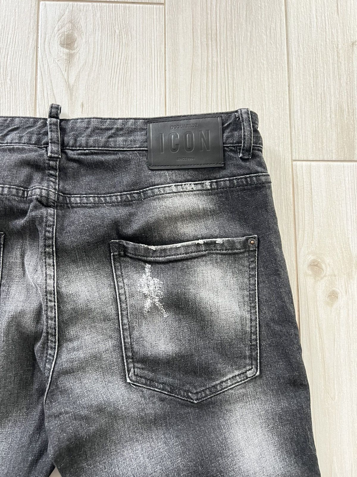 Dsquared2 DSQUARED2 Size 52 Black Distressed Denim Button Fly Jeans Size US 36 / EU 52 - 8 Thumbnail