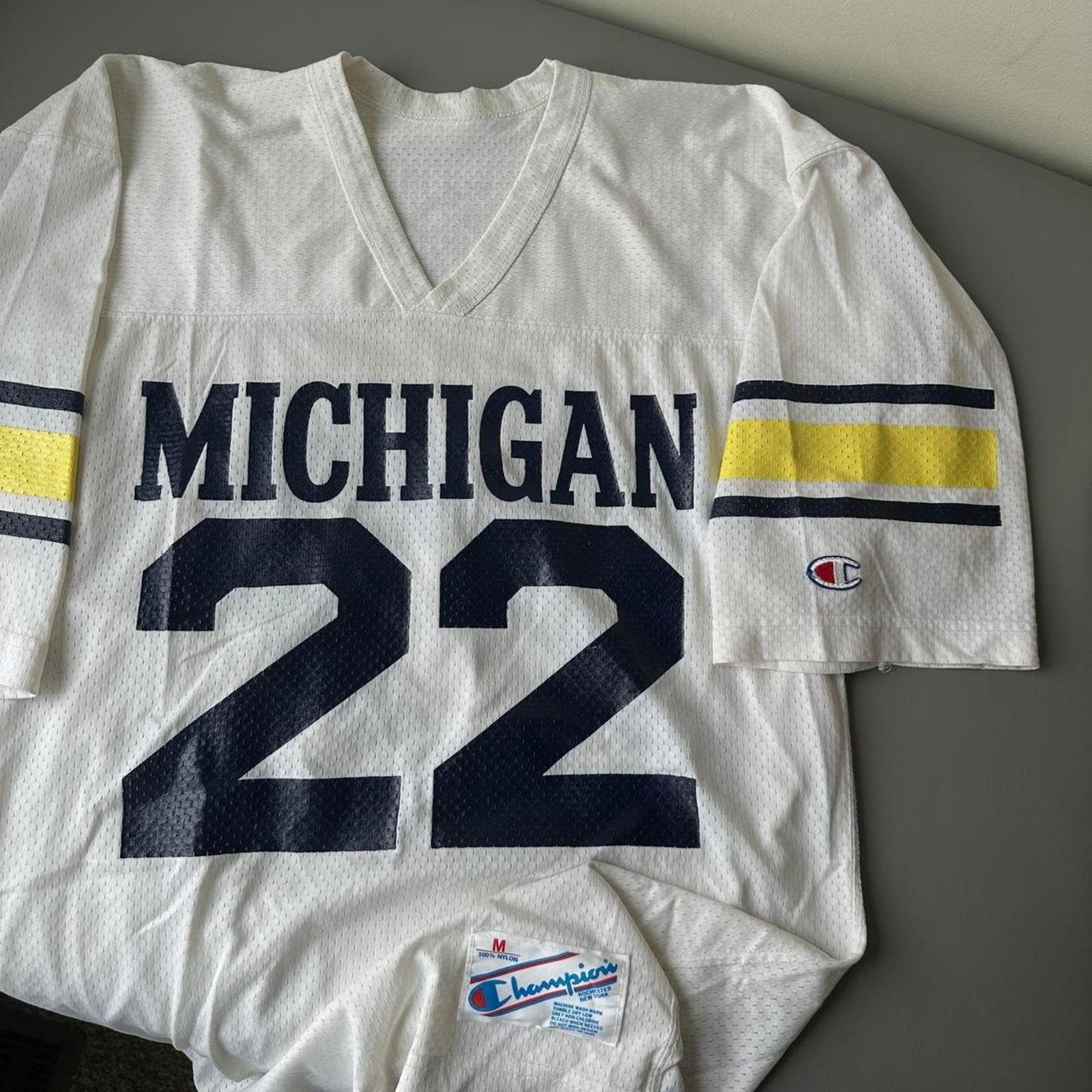 Champion × Vintage Vintage 80s champiom uofm university JERSEY Size US M / EU 48-50 / 2 - 4 Thumbnail