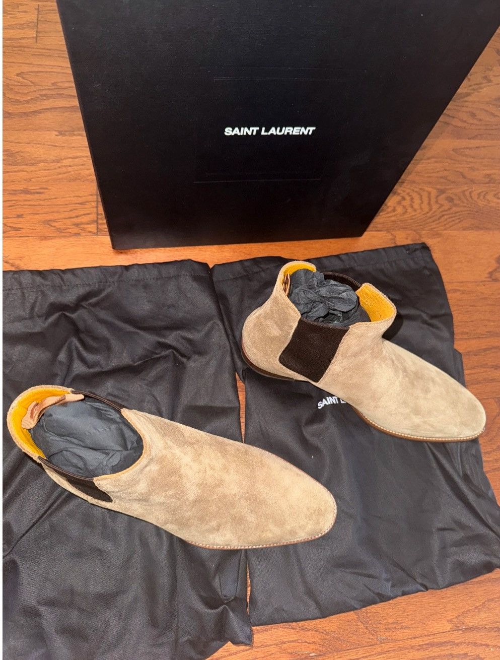 Yves Saint Laurent YSL WYATT CHELSEA BOOTS IN SUEDE Size US 7 / EU 40 - 4 Thumbnail
