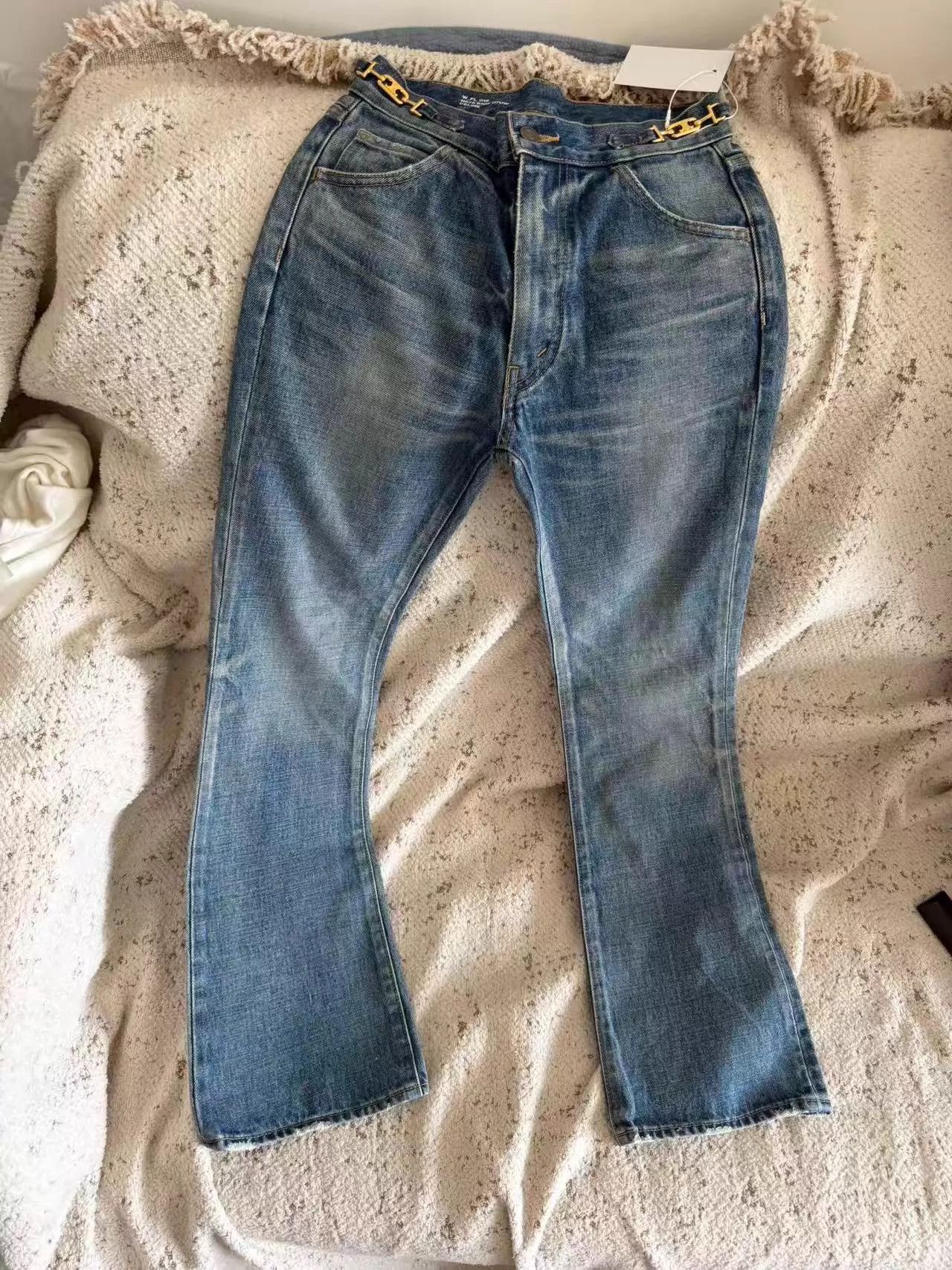 Celine Celine Gold Buckle Jeans 25 Like New Size 25" / US 0 / IT 36 - 1 Thumbnail