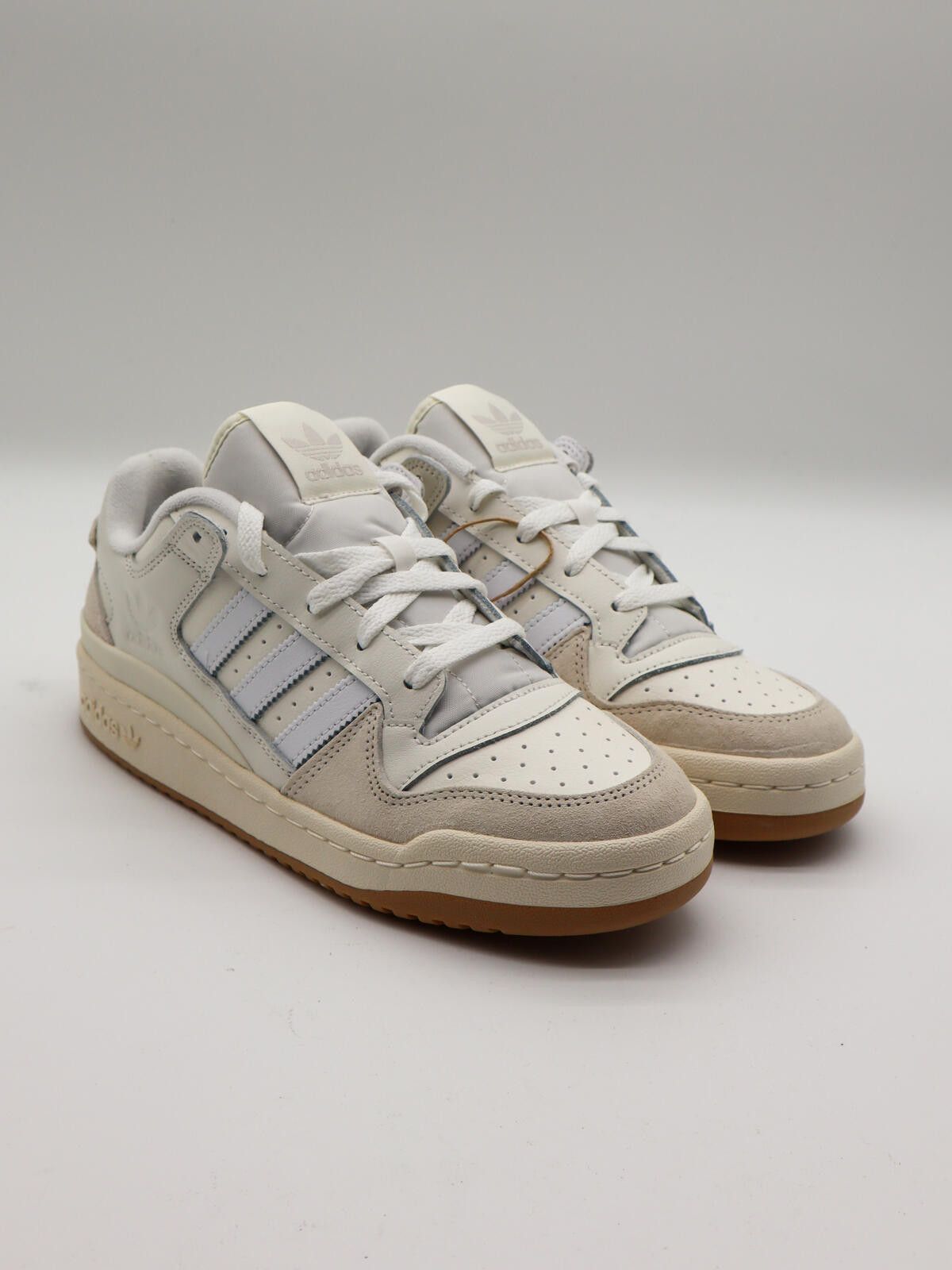 Adidas adidas Forum Low Classic - ID6858 - UK 6.5 Size US 7.5 / EU 40-41 - 1 Thumbnail