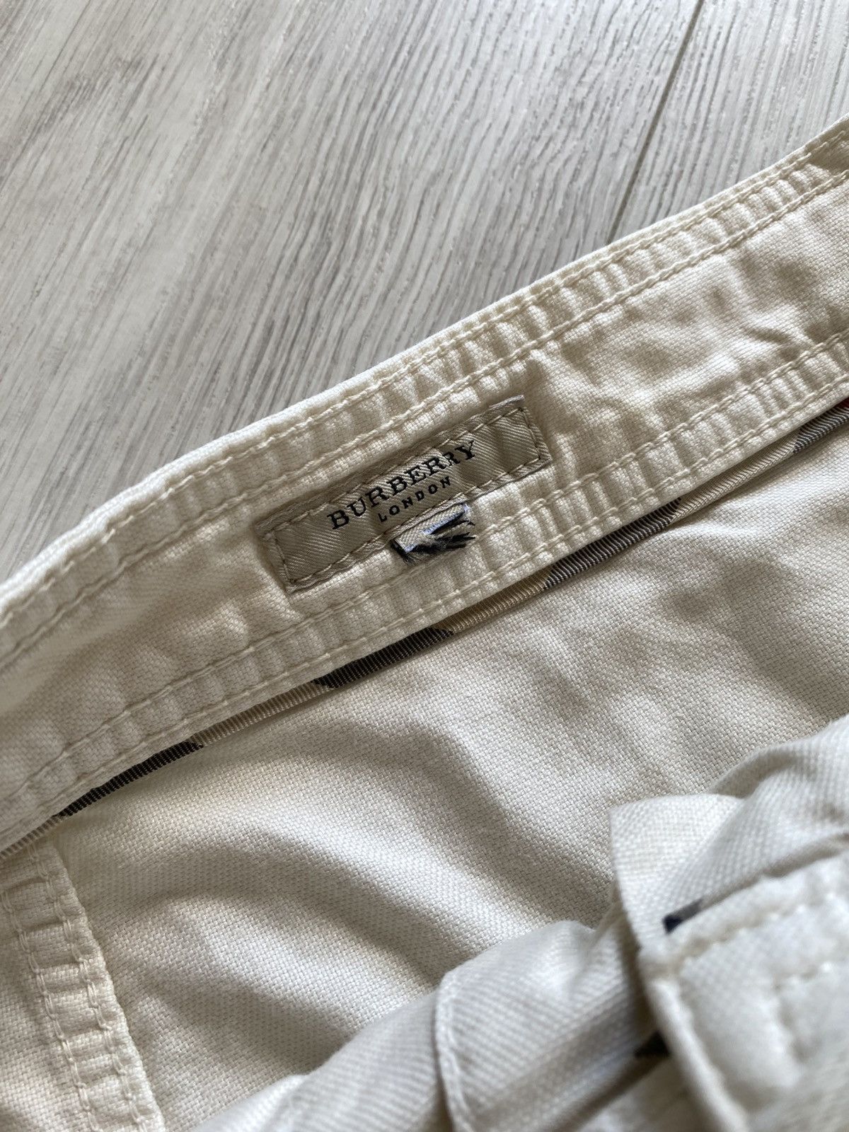Burberry Vintage Skirts Burberry Size 25" / US 0 / IT 36 - 4 Thumbnail