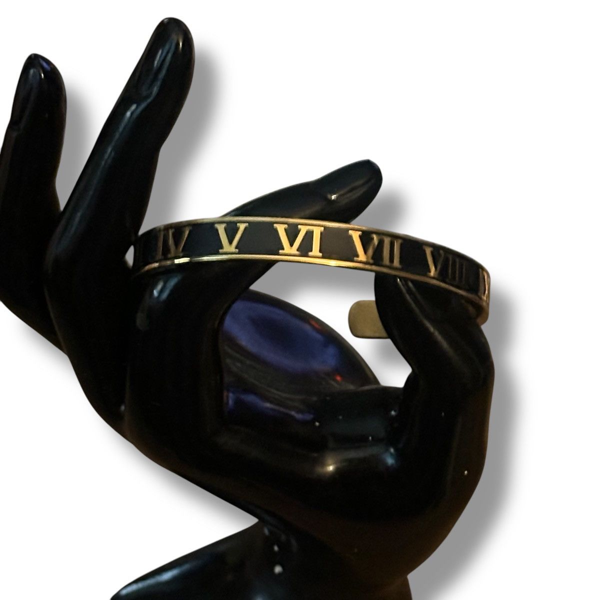 Other Gold stainless steel Roman numeral bangle cuff bracelet Size ONE SIZE - 3 Thumbnail