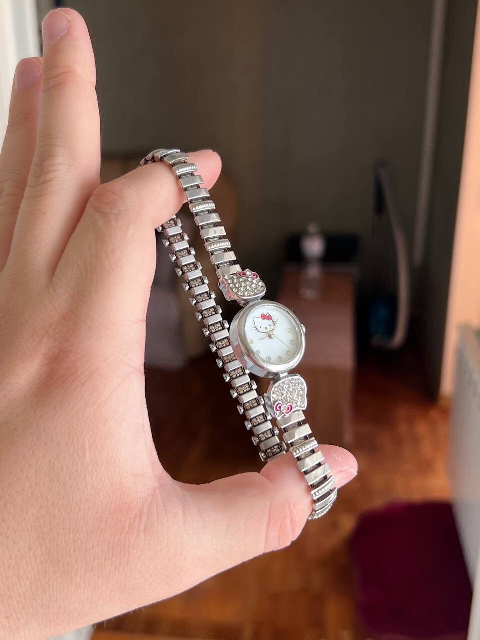 Japanese Brand × Vintage Vintage Japanese style Hello Kitty Watch Futuristic Steel Size ONE SIZE - 4 Thumbnail