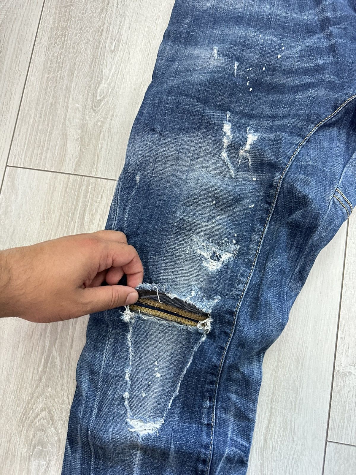 Dsquared2 Dsquared2 Tidy Biker Distressed Denim Jeans Pants (A033) Size US 34 / EU 50 - 7 Thumbnail