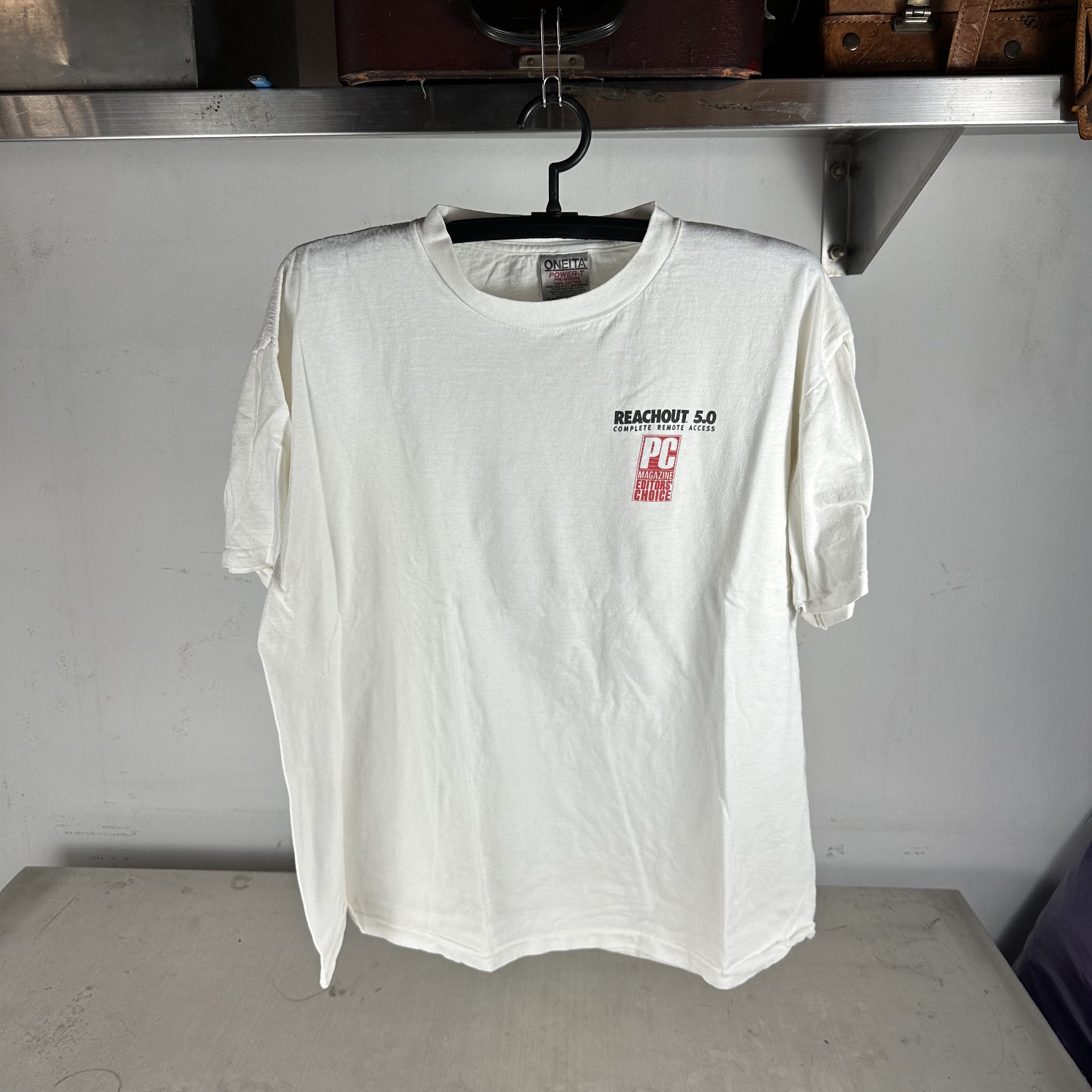 Vintage 90s PC Magazine Reachout 5.0 Computer Artwork T-shirt Size US XXL / EU 58 / 5 - 2 Thumbnail