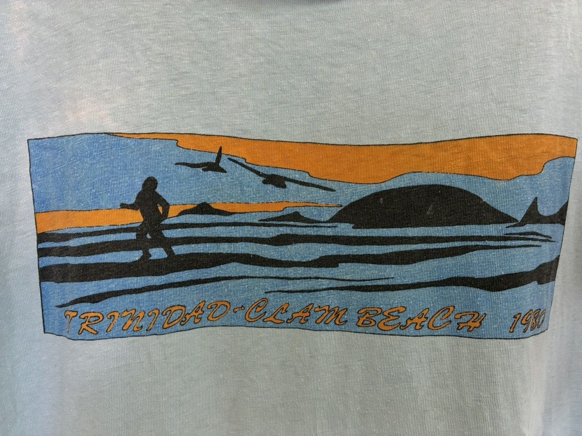 Nike Vintage Nike Trinidad-Clam Beach 1980 pinwheel tag Tshirt Size US L / EU 52-54 / 3 - 5 Thumbnail