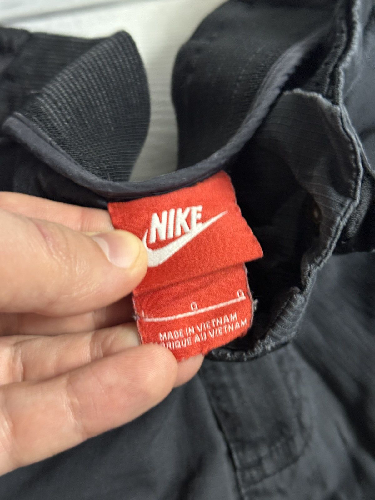 Nike Vintage Nike Air Max Pants Size L Size US 32 / EU 48 - 8 Thumbnail