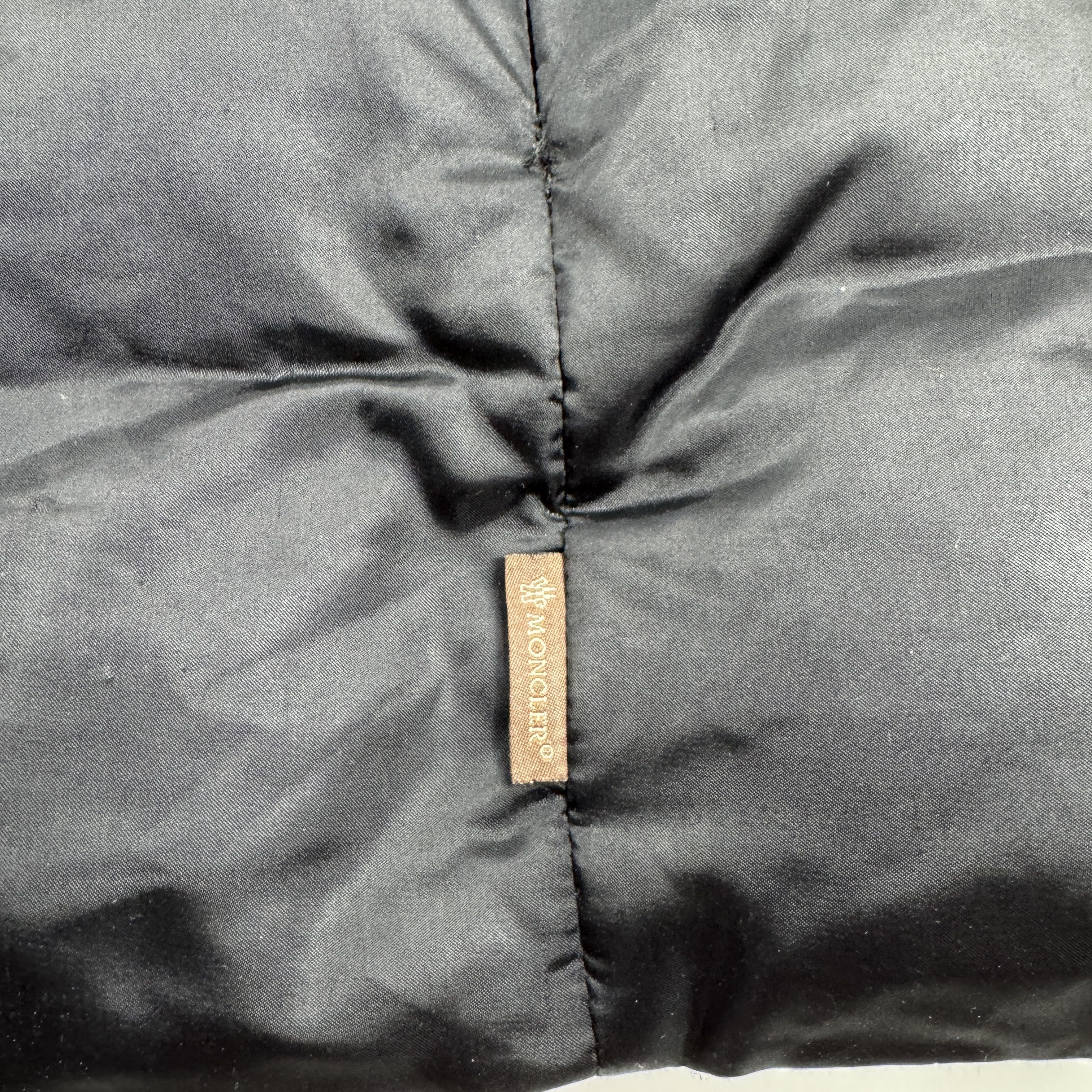 Moncler Moncler Jacket Size XS / US 0-2 / IT 36-38 - 4 Thumbnail