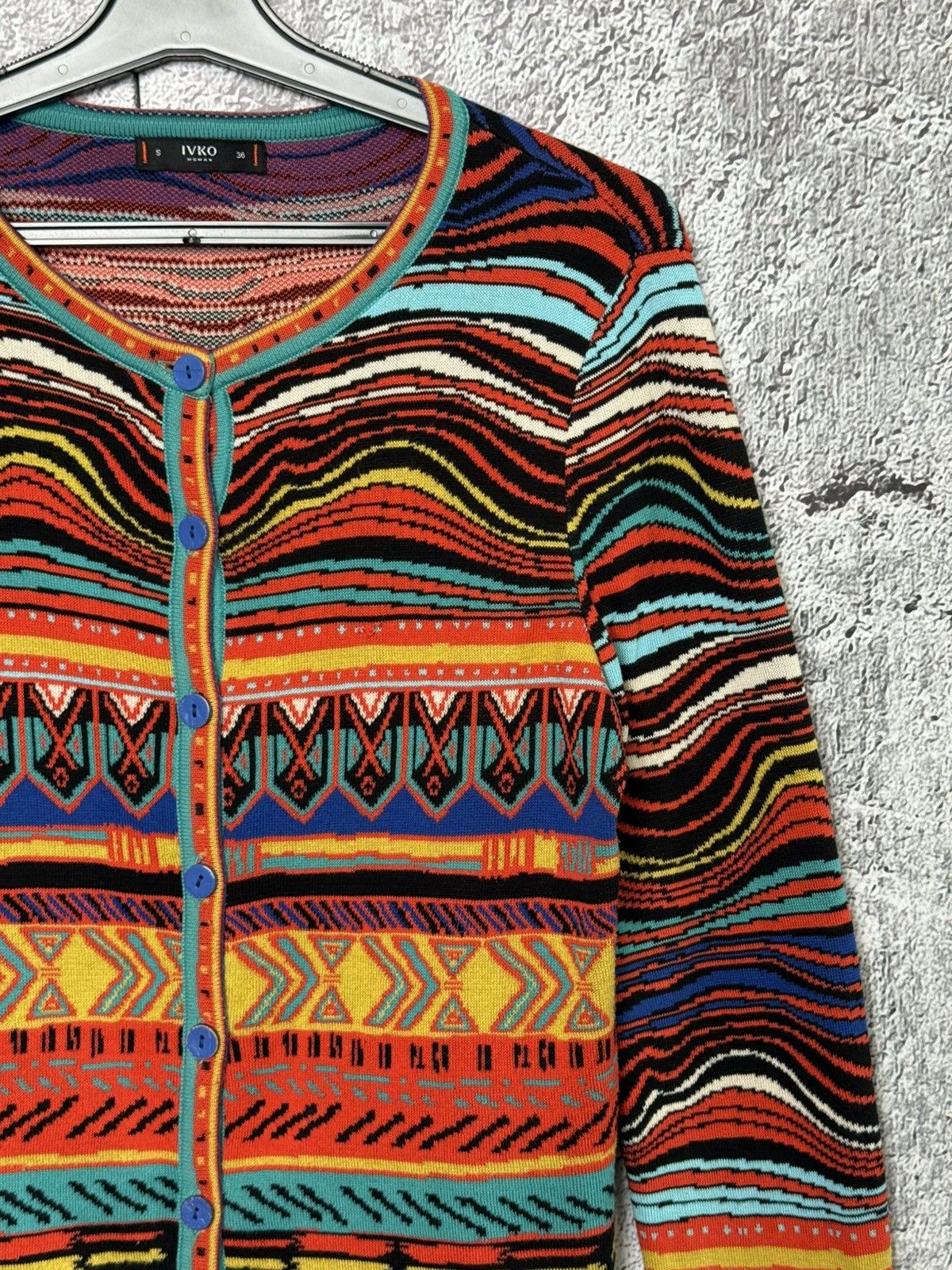 Coogi IVKO Button Cardigan Colorful Knit Ethnic Pattern Sweater Size S / US 4 / IT 40 - 6 Thumbnail