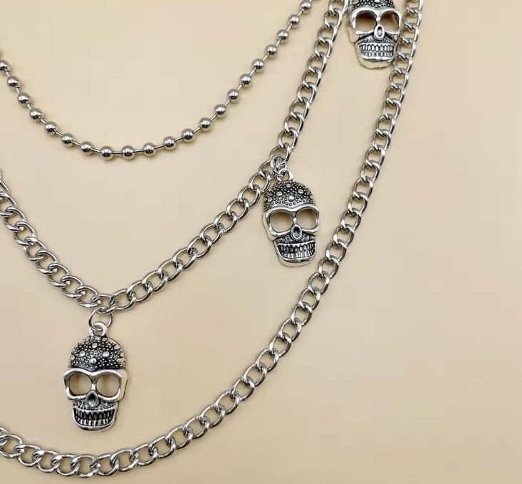 Vintage retro punk style five skull alloy Size ONE SIZE - 5 Thumbnail