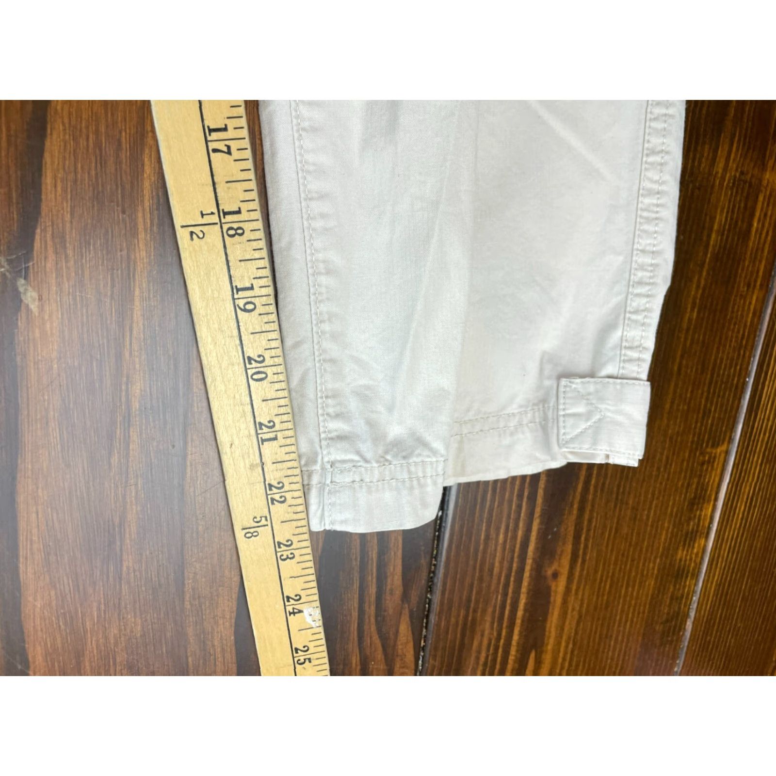 Eddie Bauer Eddie Bauer Pants Women Capri Cargo Tan Brown Cotton Flat Front Straight Leg Inseam 23 in Size 6 Regular Mens Girls Womens Size 24" / US 00 / IT 34 - 6 Thumbnail