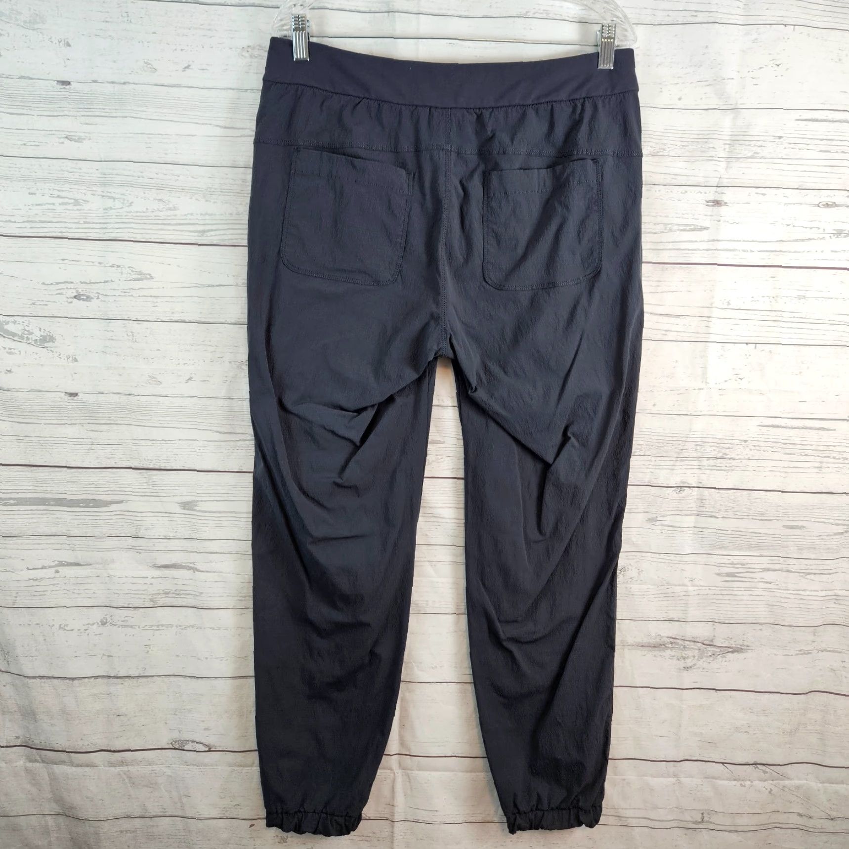 Athleta Athleta Womens Joggers Sz 12 Black Nylon Blend Activewear Pants 28 Inseam Size 34" / US 12 / IT 48 - 3 Thumbnail