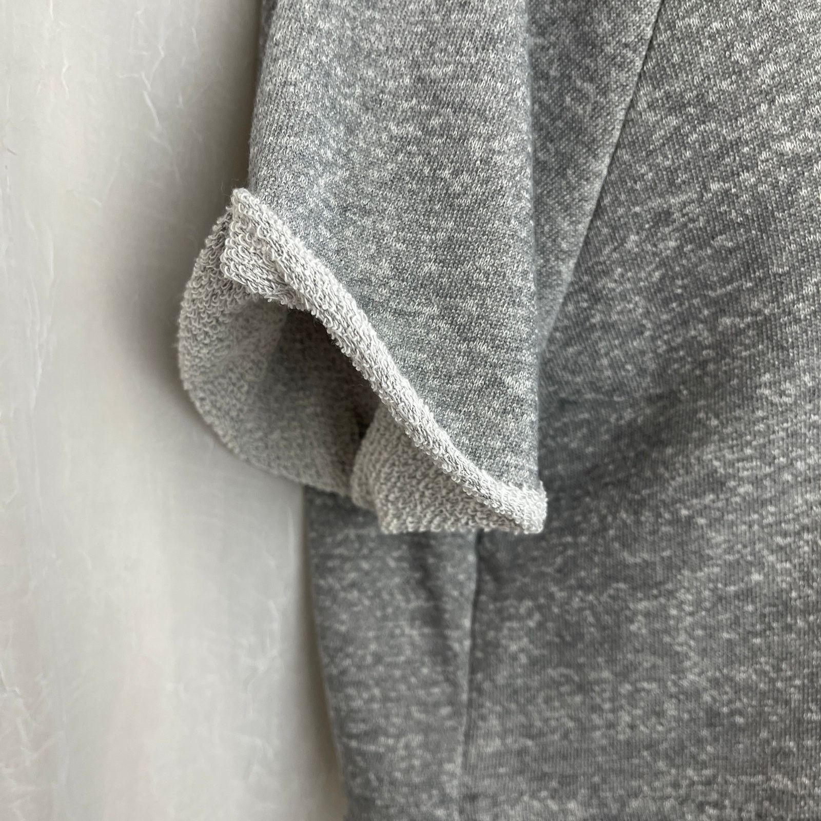 Forever 21 Forever 21 Grey Crop Sweatshirt White Mesh Athletic Top NWT Size L / US 10 / IT 46 - 5 Thumbnail