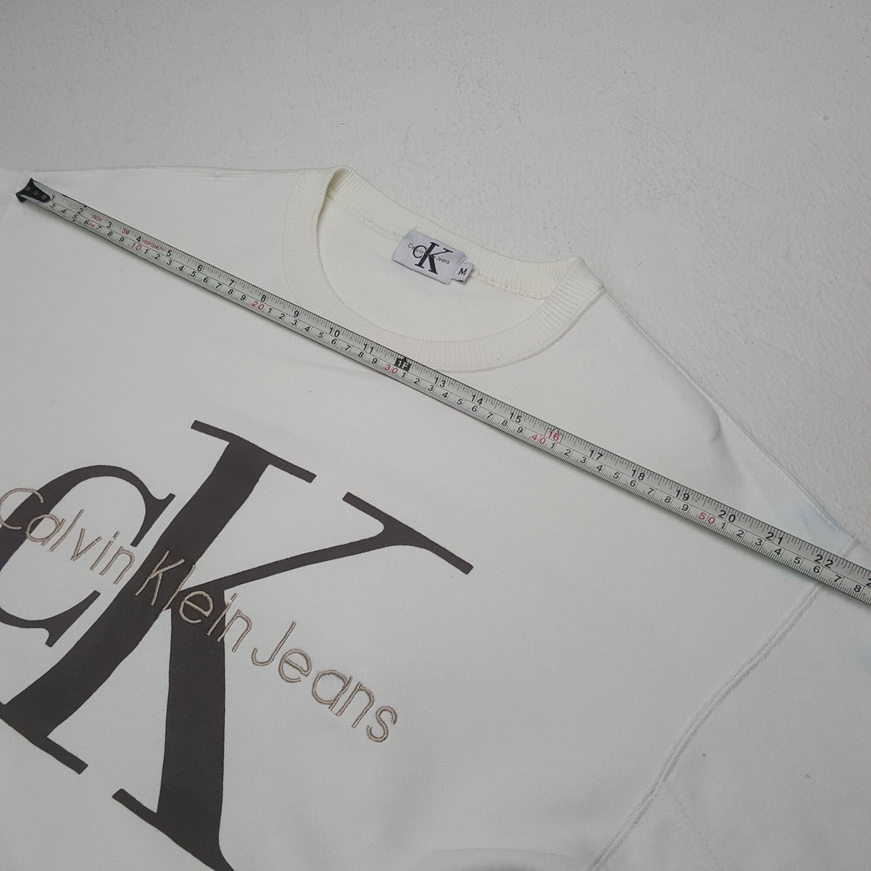 Calvin Klein CALVIN KLEIN Logo Spellout Design Sweatshirt C295N5 Size US M / EU 48-50 / 2 - 5 Thumbnail