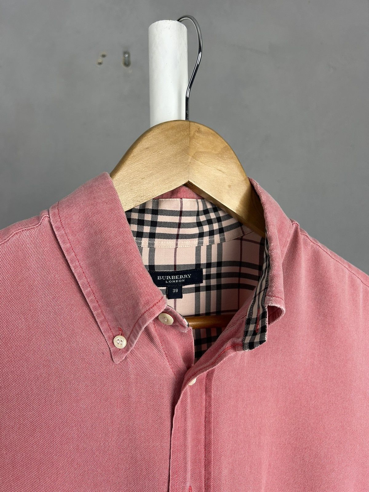 Burberry Burberry London Pink Button Down Shirt Nova Check Size US L / EU 52-54 / 3 - 6 Thumbnail