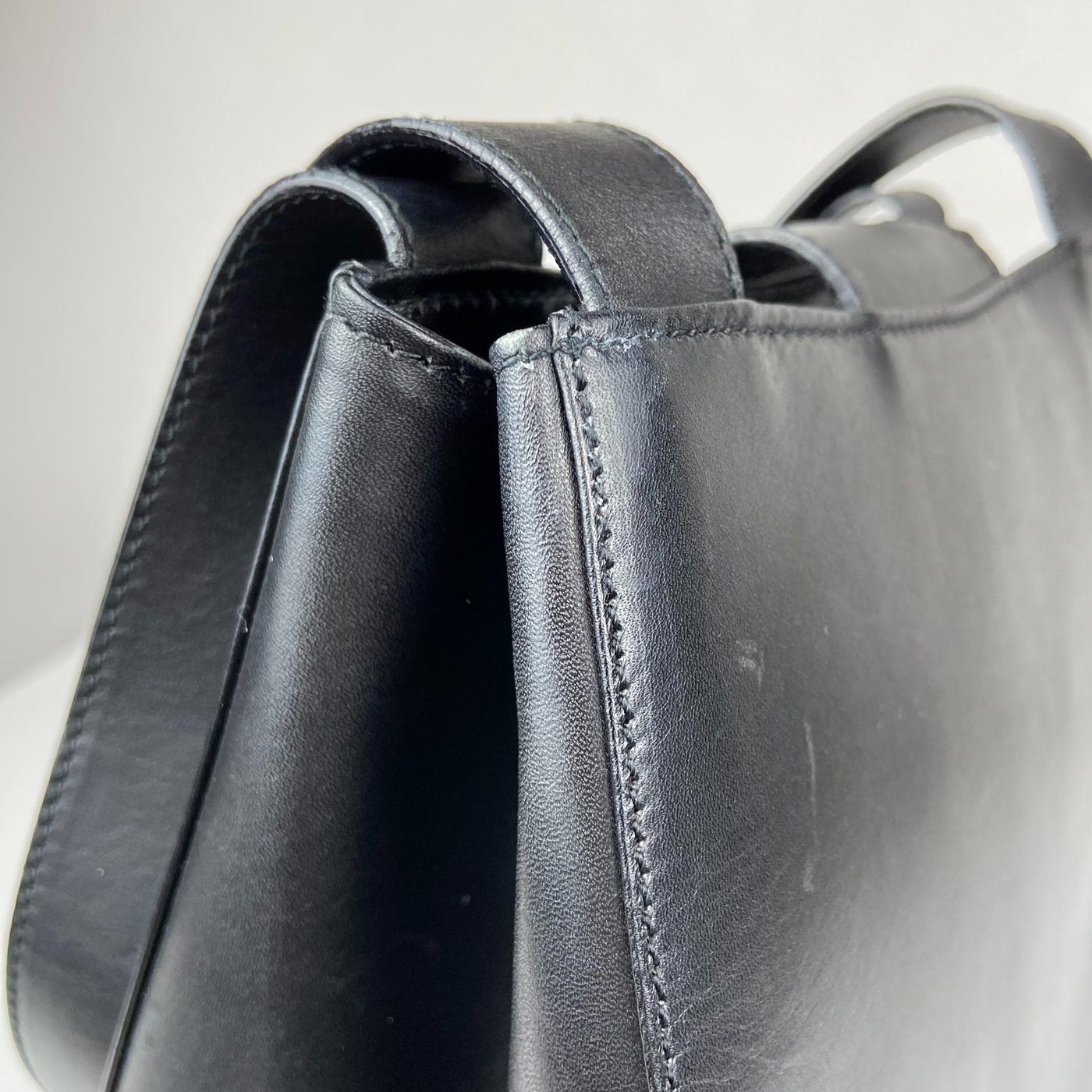 Salvatore Ferragamo Salvatore Ferragamo Gancini Black Bucket Shoulder Bag Size ONE SIZE - 10 Thumbnail