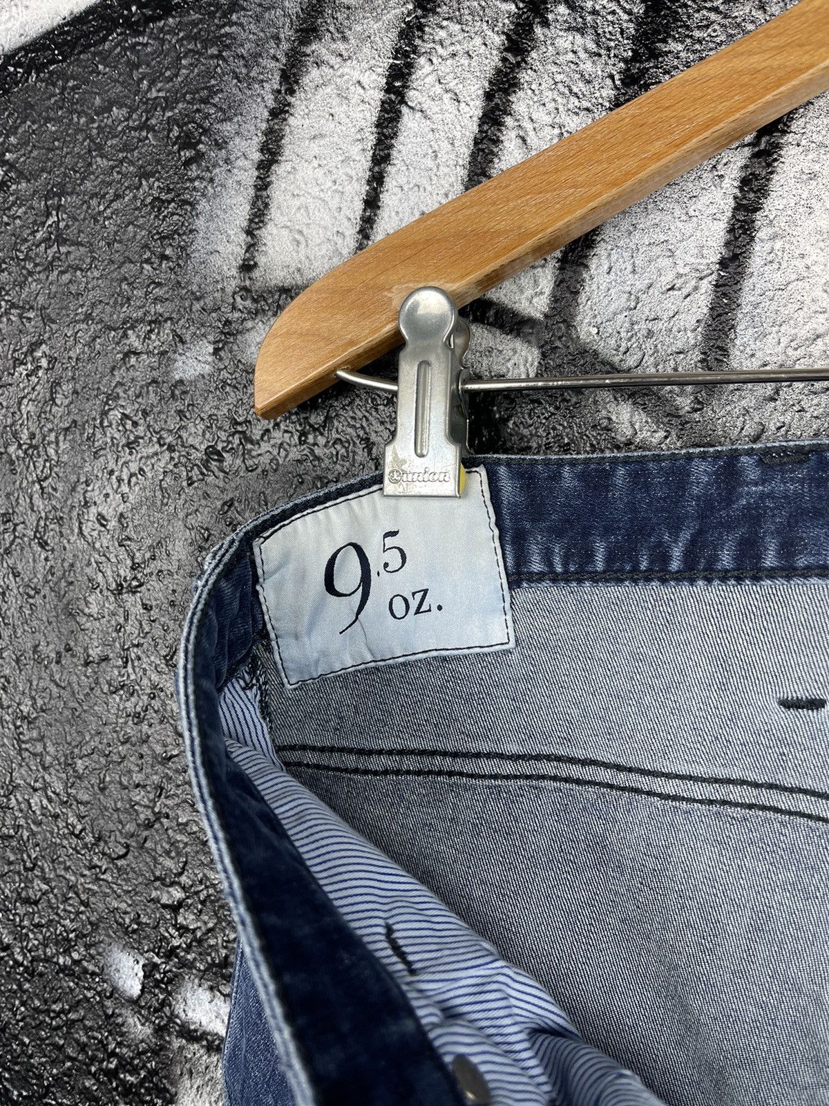 Emporio Armani Emporio Armani 9.5 oz. Slim Fit Blue Denim Jeans Size W32 Size US 32 / EU 48 - 15 Thumbnail