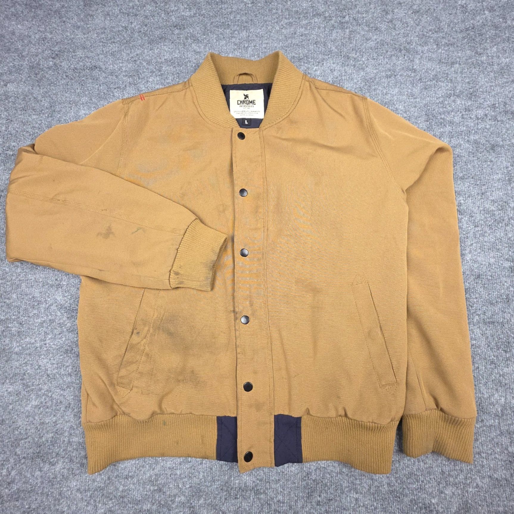 Industrie **Chrome Industries Large Men's Beige Stained Bomber Jacket** User: **Chrome Industries Men's Large Beige Stained Bomber Jacket** Size US L / EU 52-54 / 3 - 2 Thumbnail