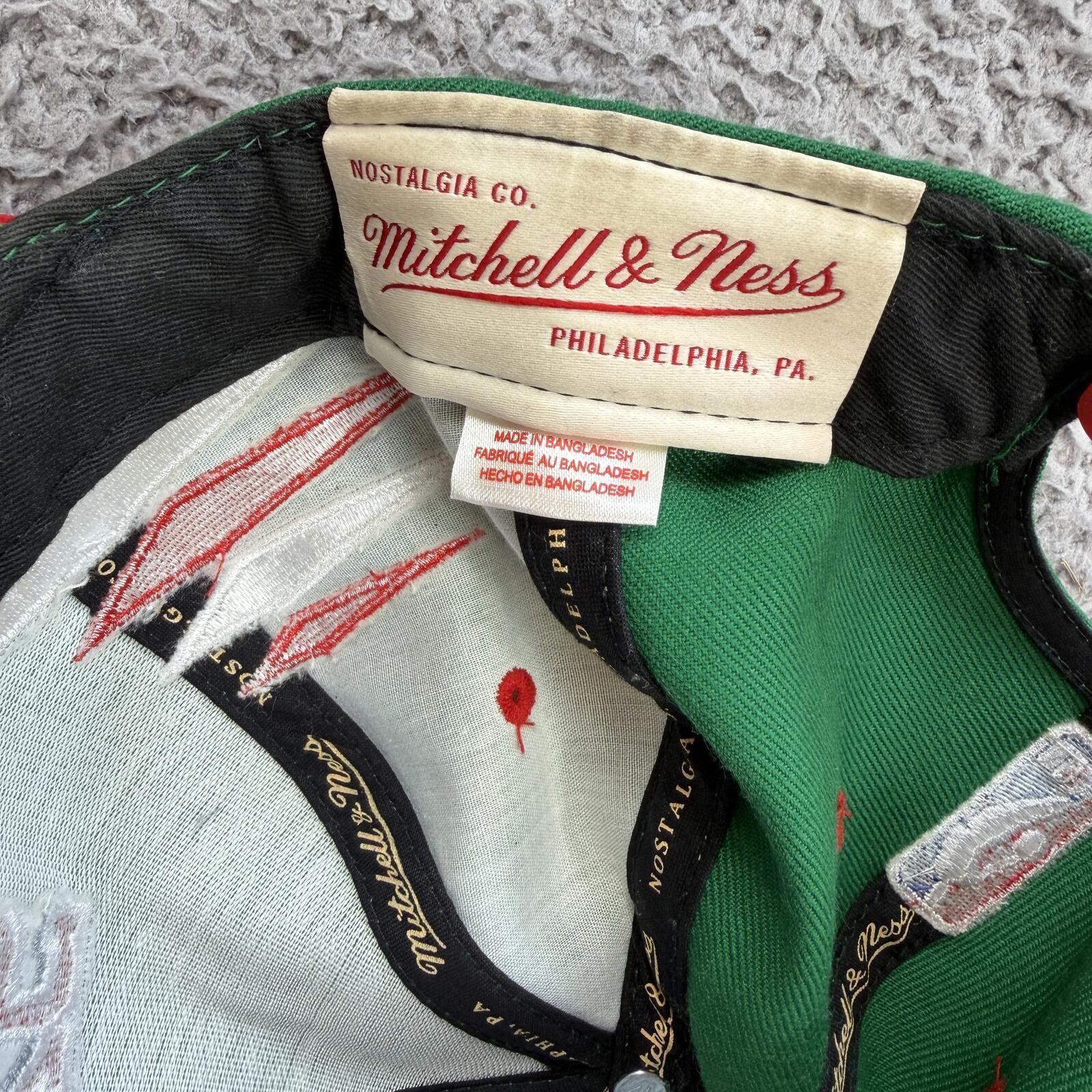 Mitchell & Ness Milwaukee Bucks Mitchell & Ness Hardwood Snapback Hat Cap Size ONE SIZE - 7 Thumbnail