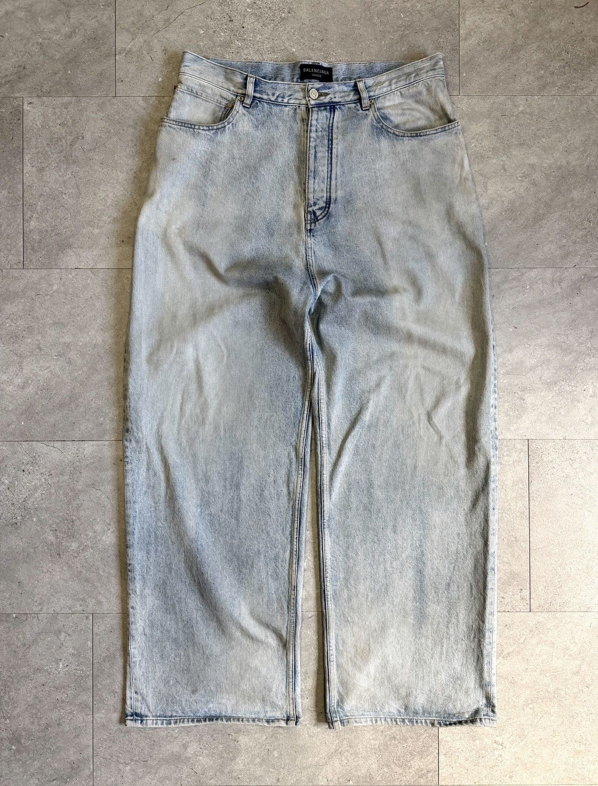 Balenciaga Balenciaga Sticker Denim Baggy Jeans Size US 38 / EU 54 - 1 Thumbnail